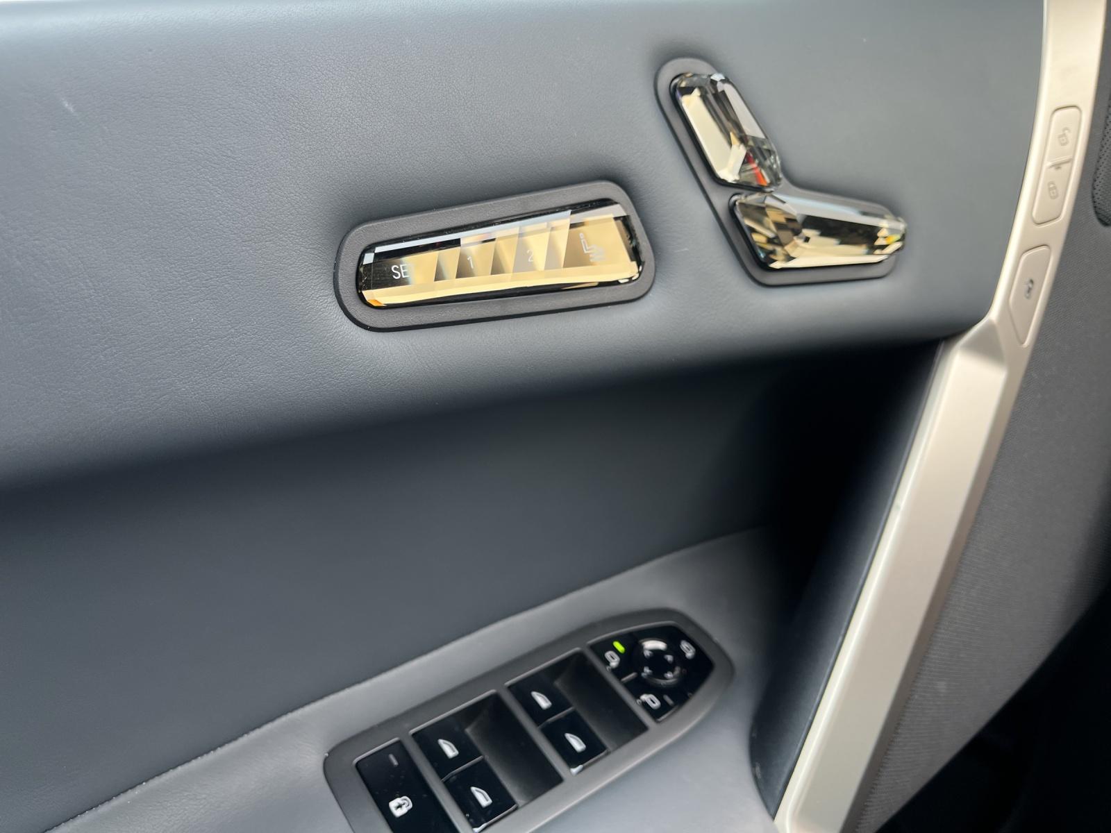 BMW iX xDrive40 Launch Edition (CH)-image-16