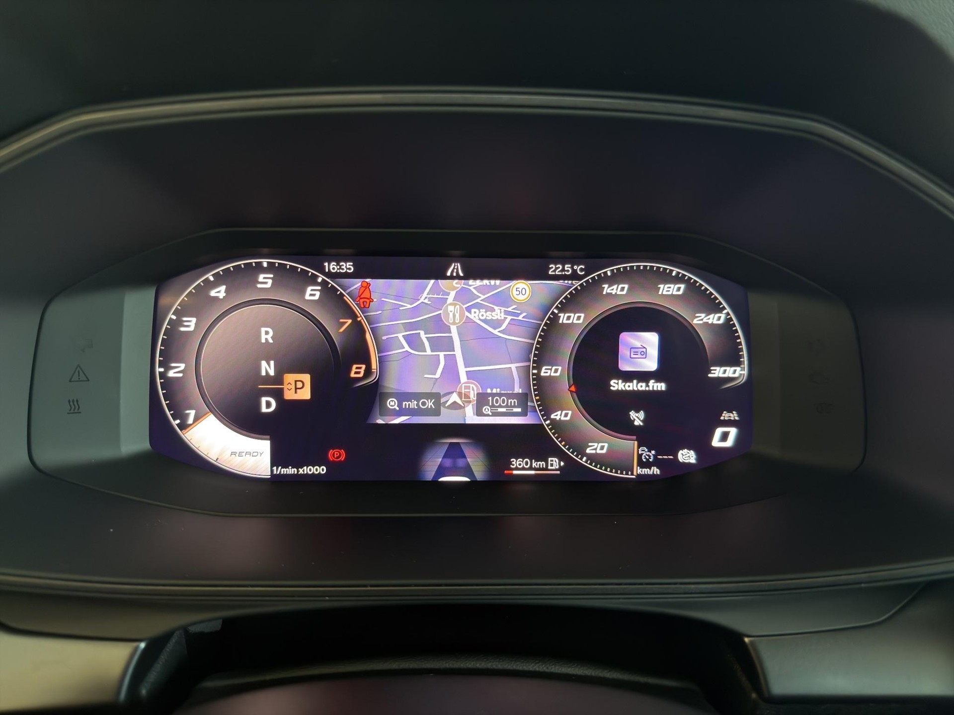 CUPRA Leon ST 2.0 TSI 333 VZ 4Drive DSG-image-16