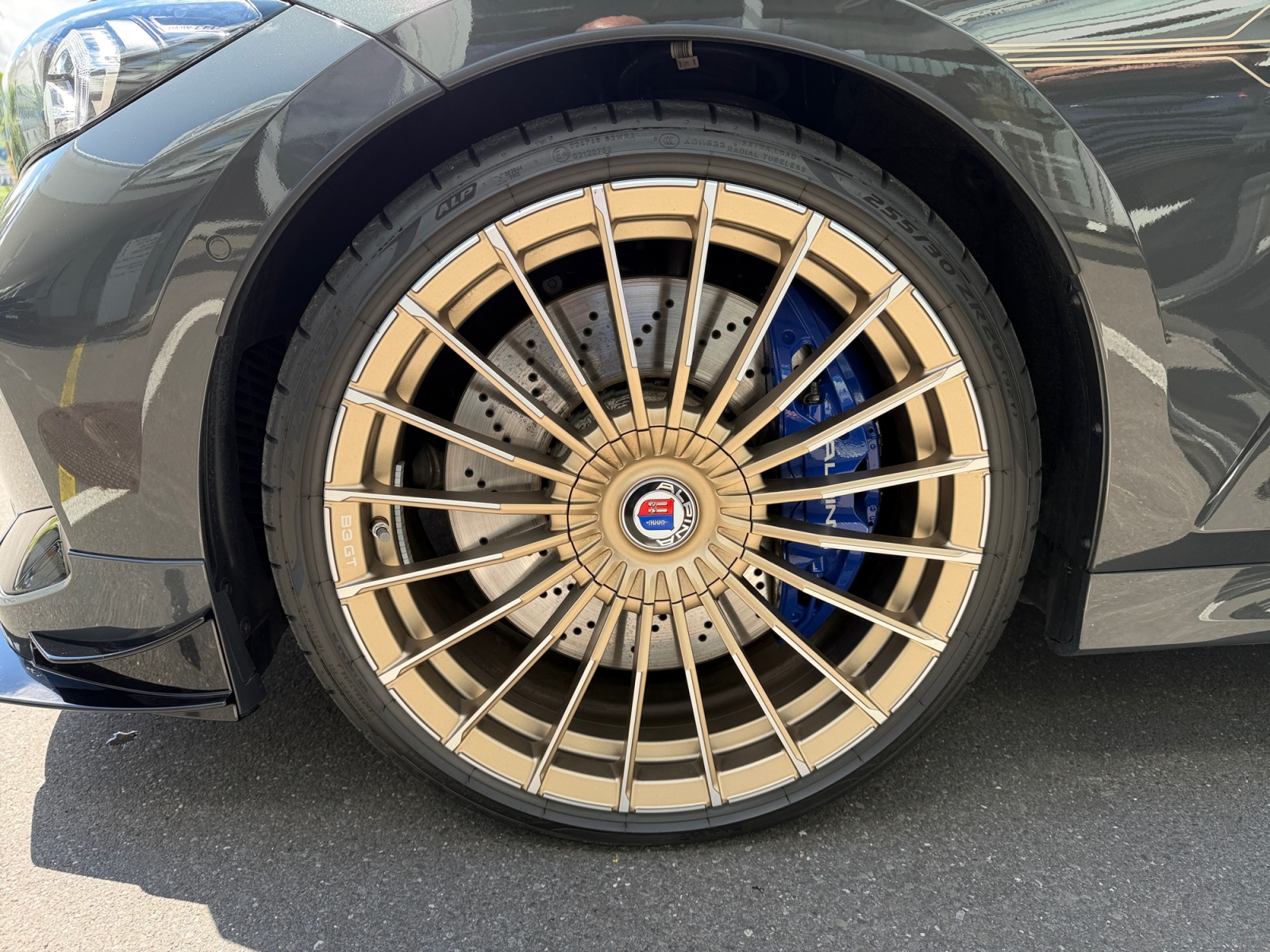 BMW-ALPINA B3 Touring 3.0 Biturbo GT 4x4-image-13