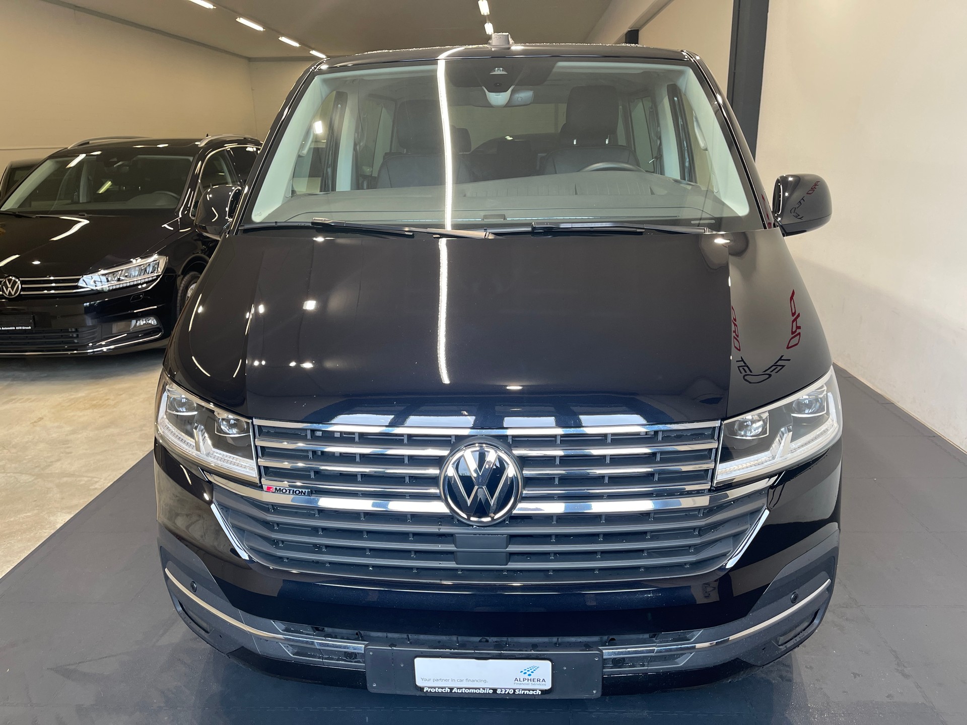 VW T6.1 Multivan 2.0 Bi-TDI Highline 4Motion DSG *BULLI*-showroom-element-1
