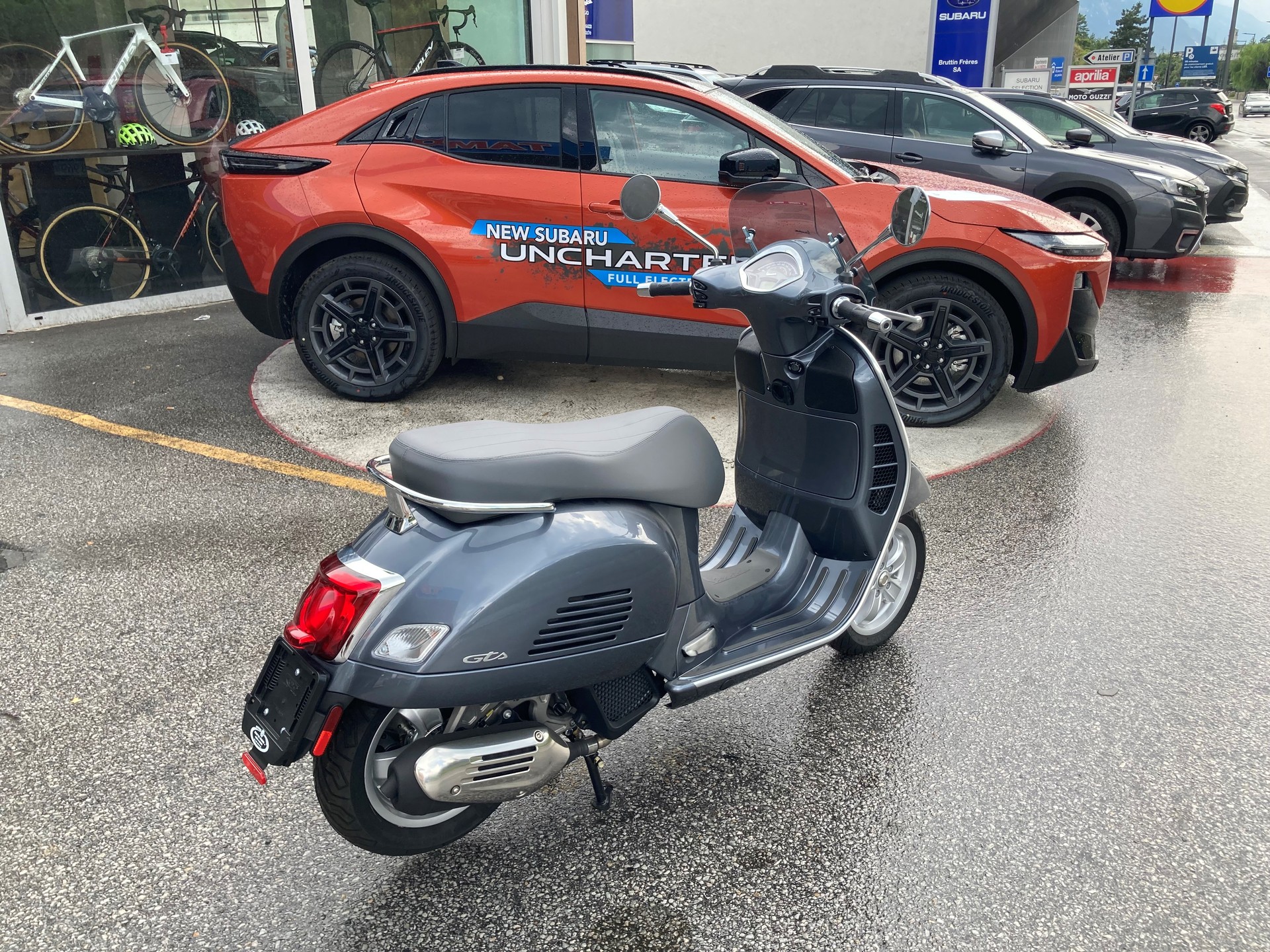 PIAGGIO Vespa GTS 125 ABS-image-7