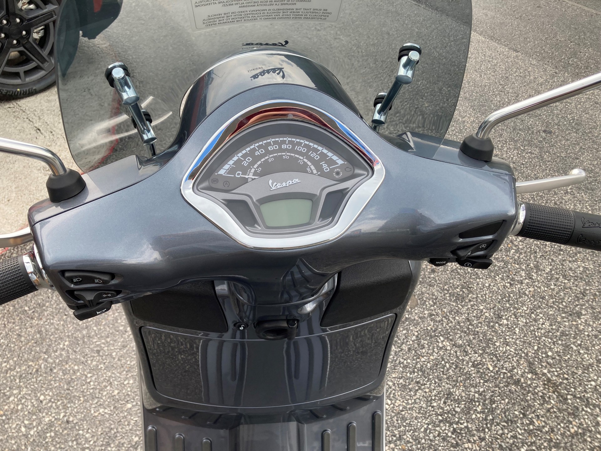 PIAGGIO Vespa GTS 125 ABS-image-6