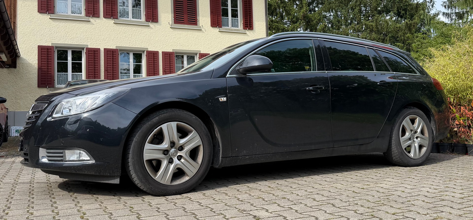 OPEL Insignia ST 2.0 Turbo Sport Edition Aut.-image-2
