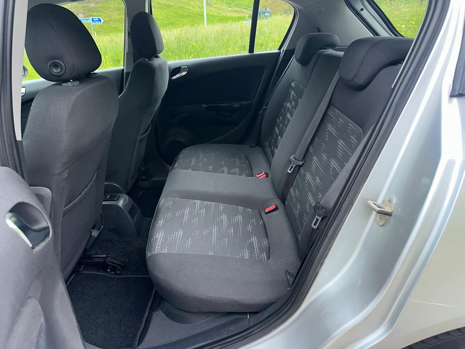 OPEL Corsa 1.3 CDTI-image-9