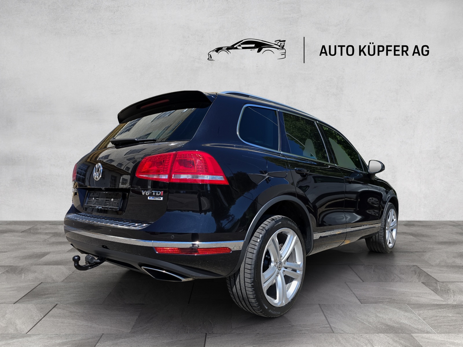 VW Touareg 3.0 TDI R-Line BMT Tiptronic-showroom-element-2