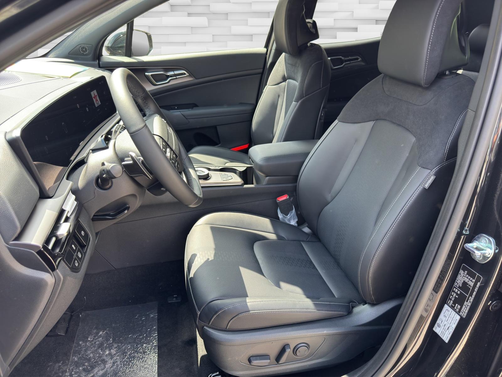 KIA Sportage 1.6 T-GDi Hybrid Black Edition-image-4
