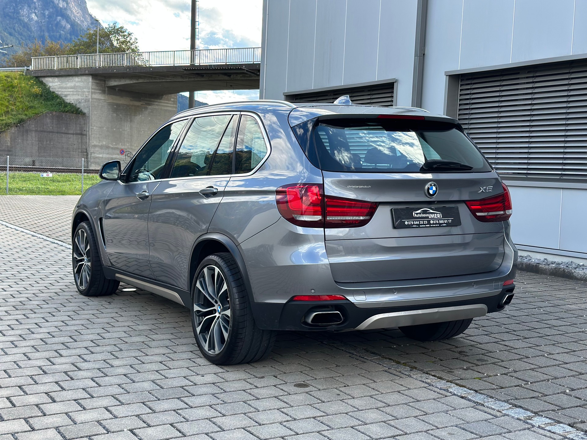 BMW X5 xDrive 50i Steptronic-image-5