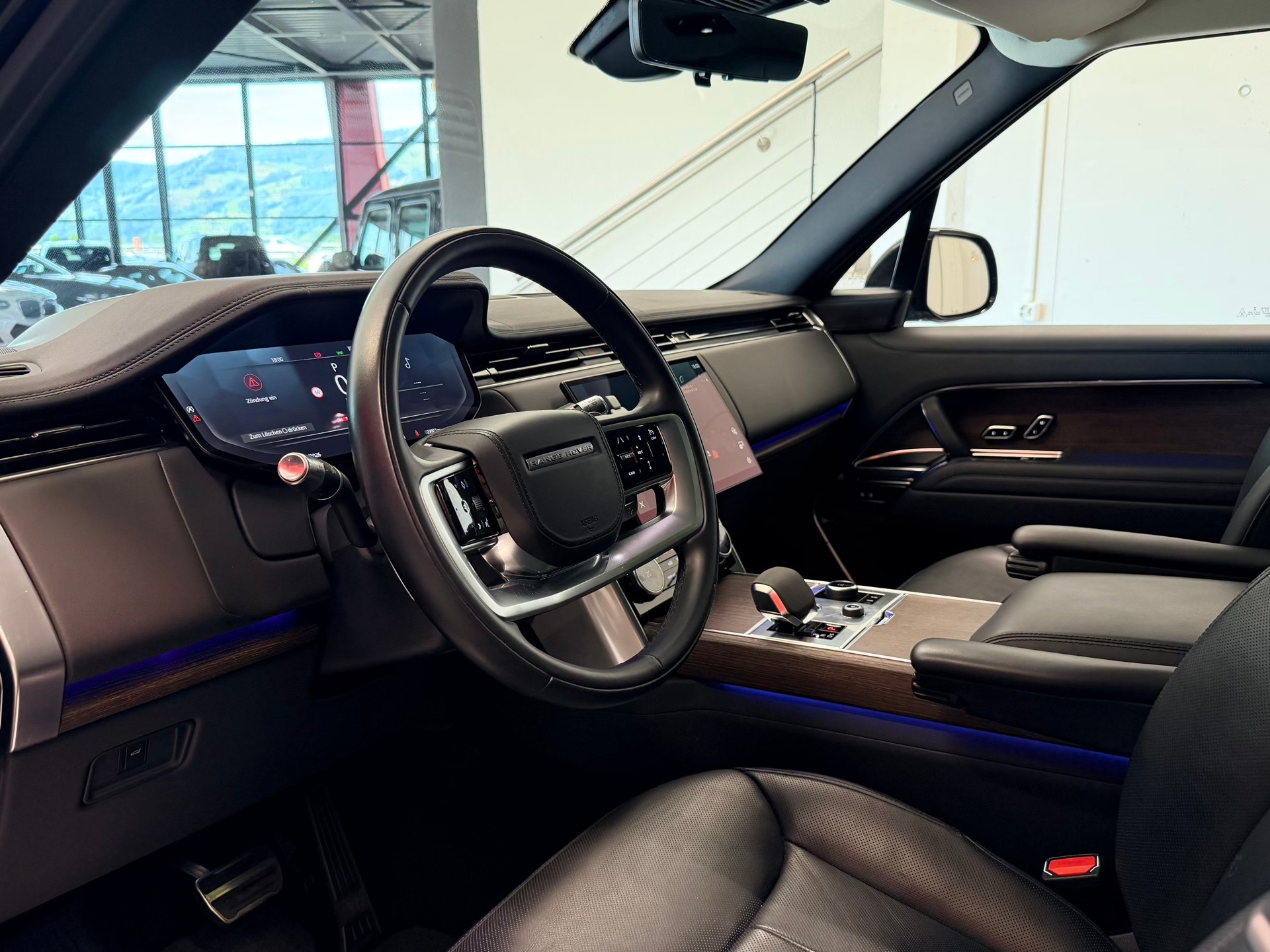 LAND ROVER Range Rover D350 3.0D I6 MHEV HSE Automatic-image-12