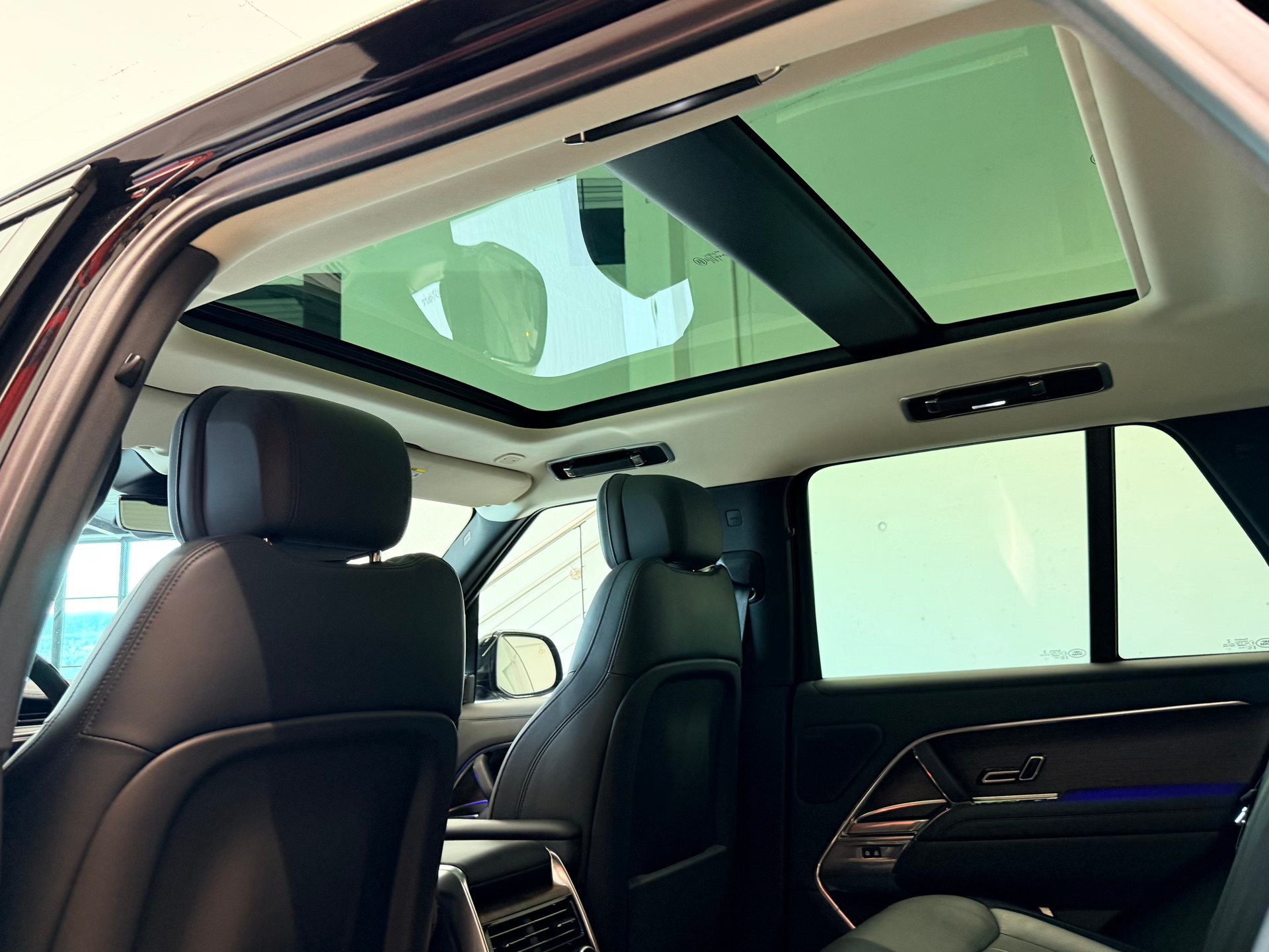 LAND ROVER Range Rover D350 3.0D I6 MHEV HSE Automatic-image-16
