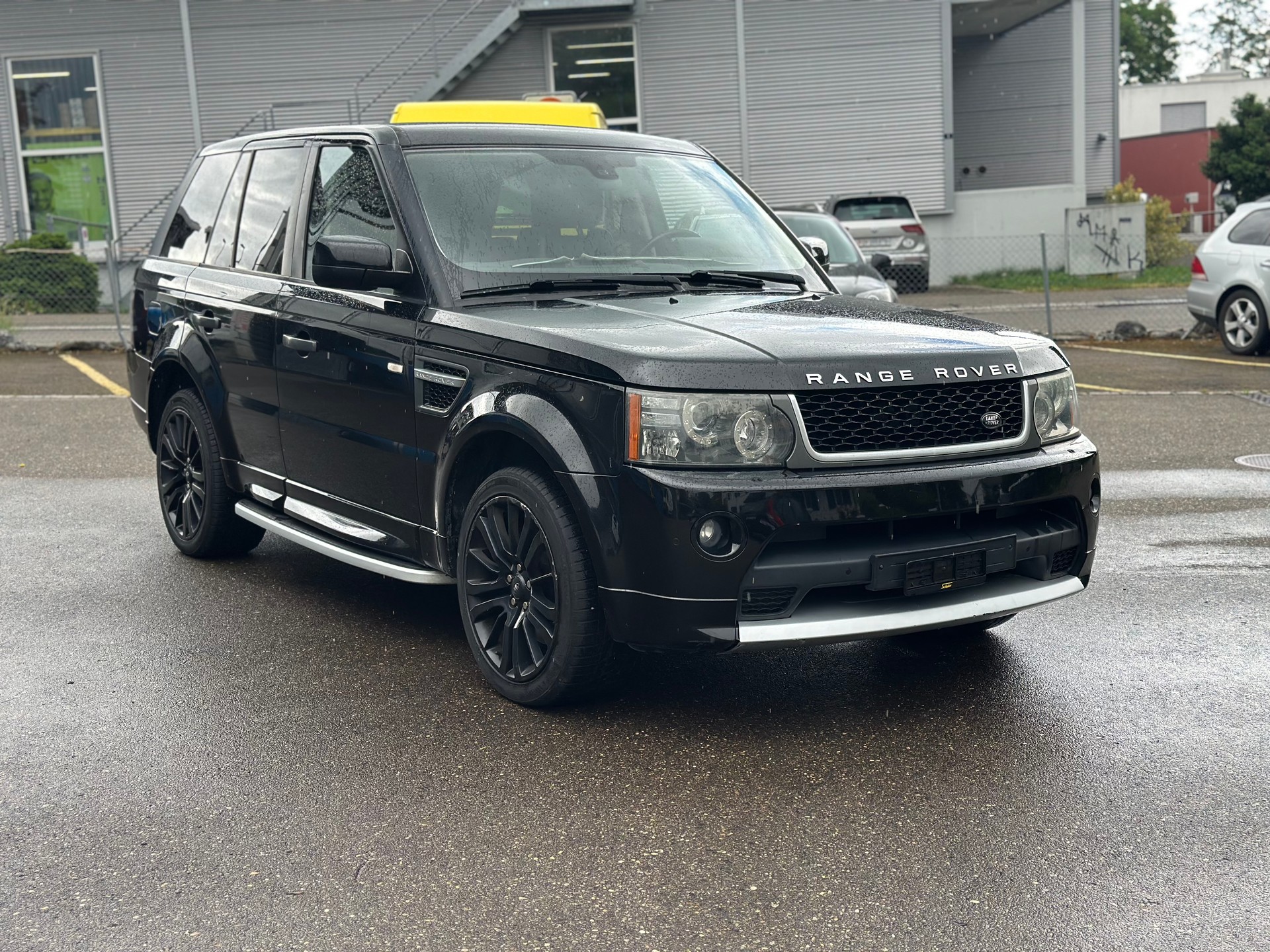 LAND ROVER Range Rover Sport 3.0 TDV6 HSE Automatic-showroom-element-3