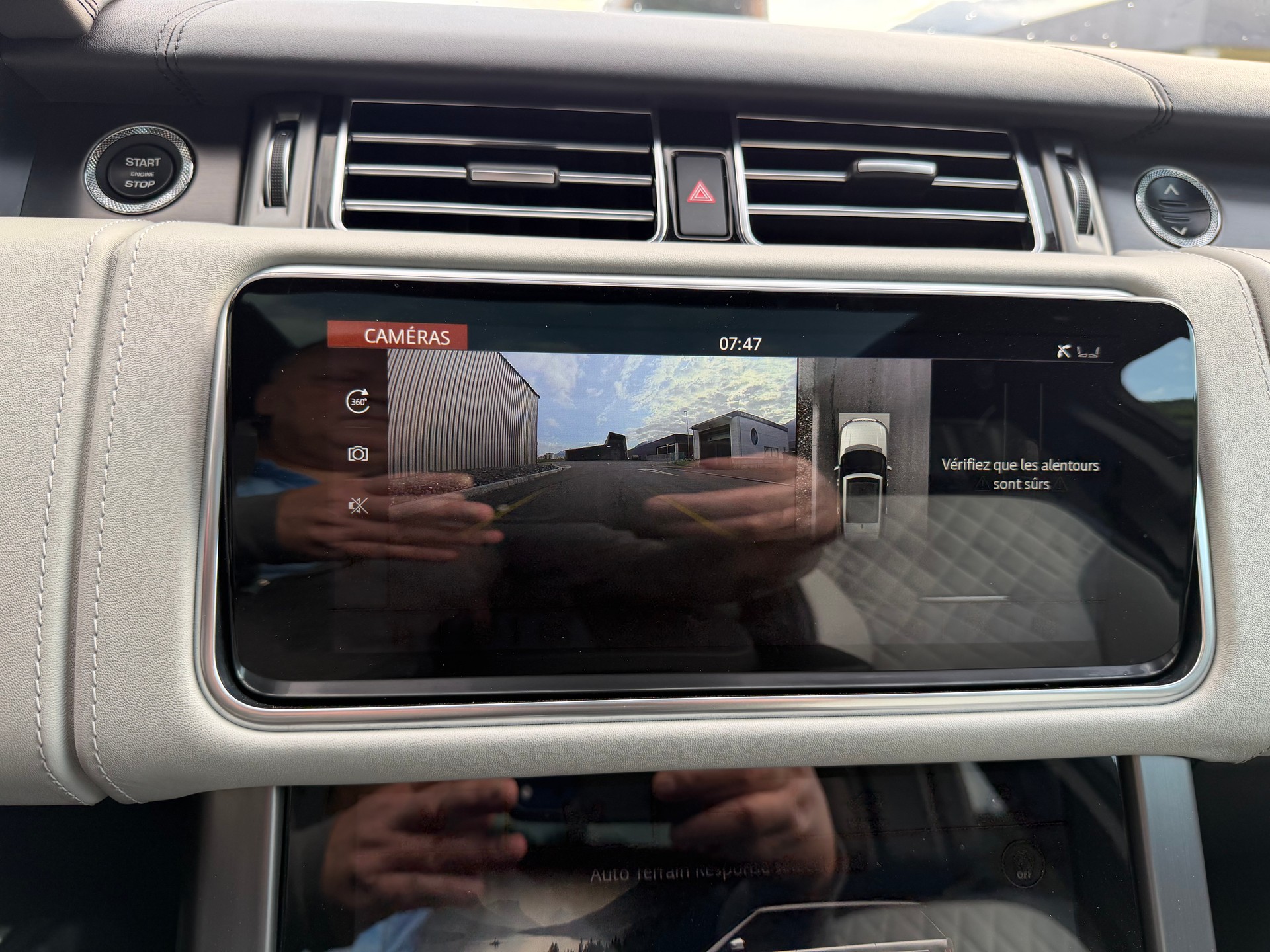 LAND ROVER Range Rover LWB 5.0 V8 S/C SV AB Automatic GARANTIE LAND ROVER 01.05.2027-image-41