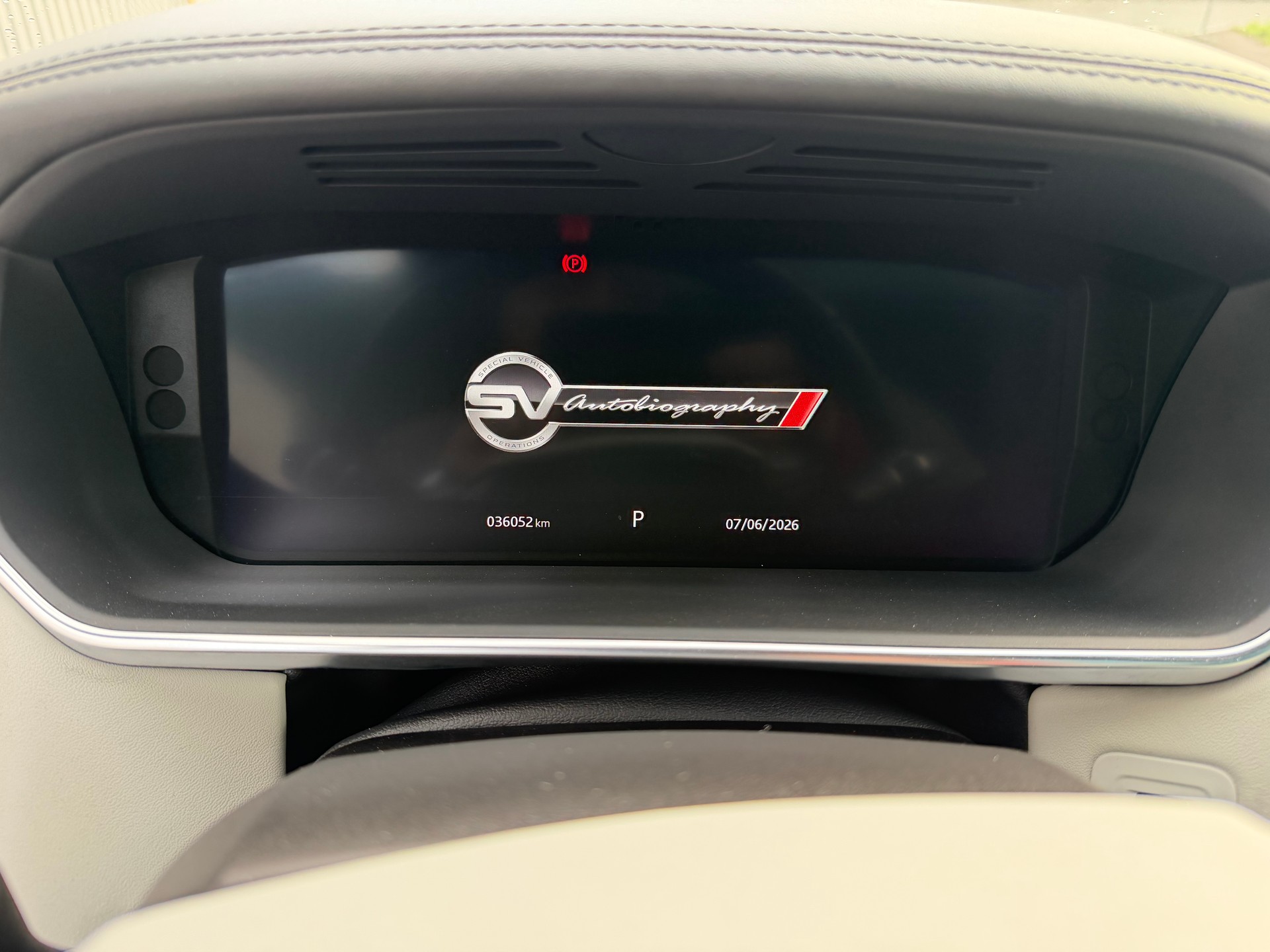 LAND ROVER Range Rover LWB 5.0 V8 S/C SV AB Automatic GARANTIE LAND ROVER 01.05.2027-image-31