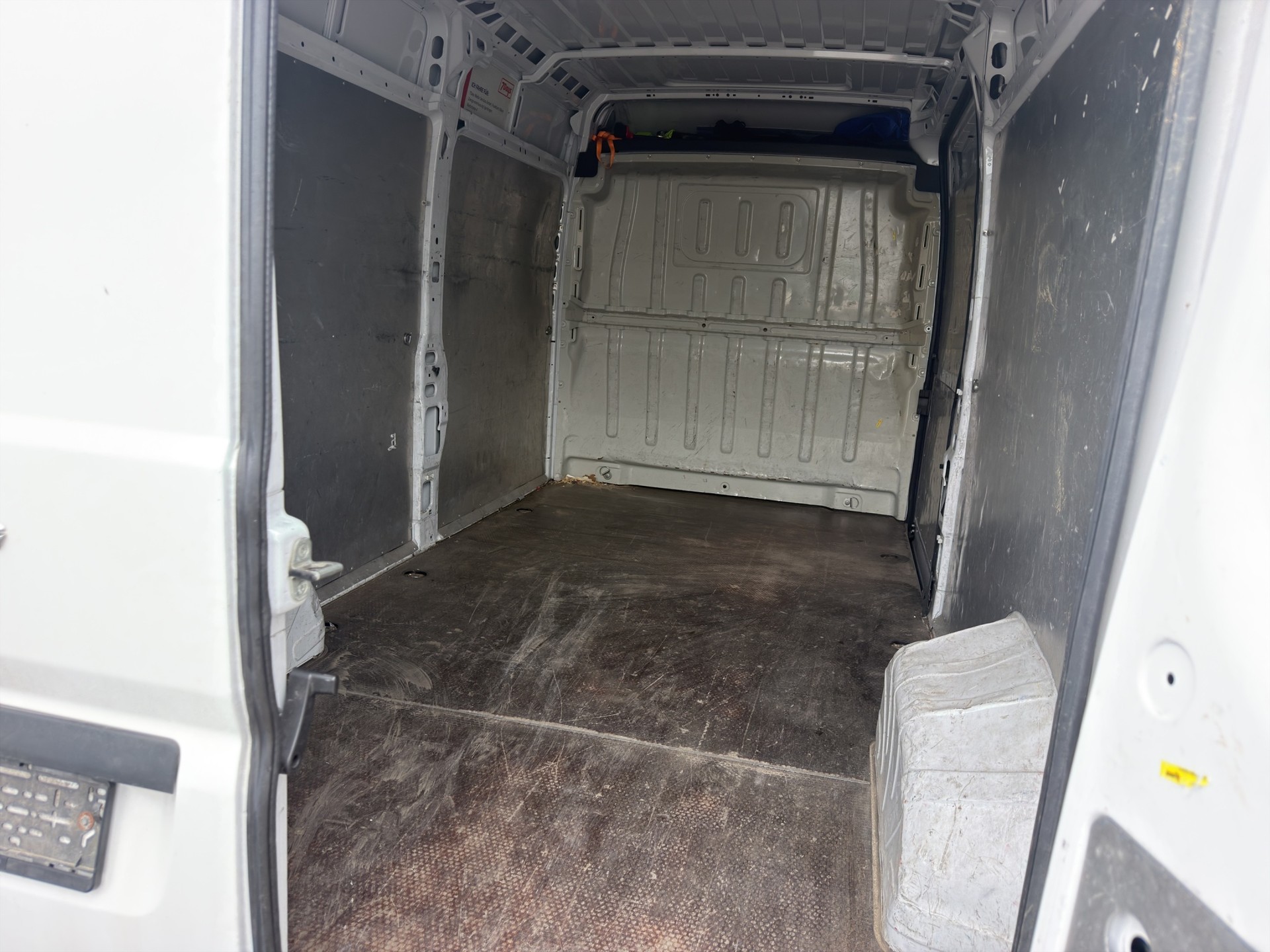 FIAT Ducato 33 2.3 MJ-image-11