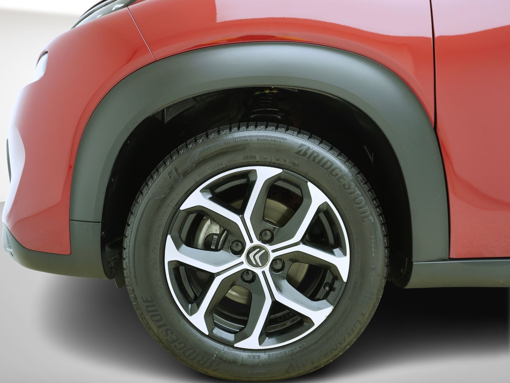 CITROEN C3 Aircross 1.2 PureTech Shine-image-6