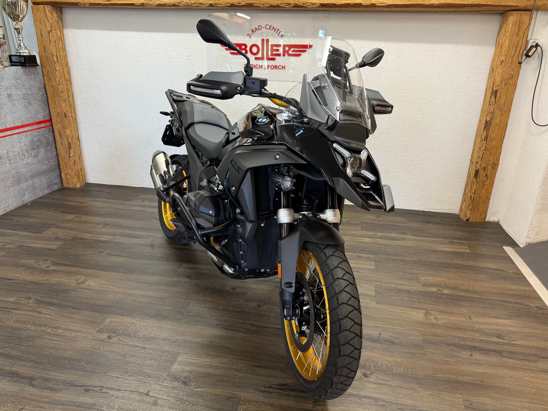 BMW R 1300 GS-image-0
