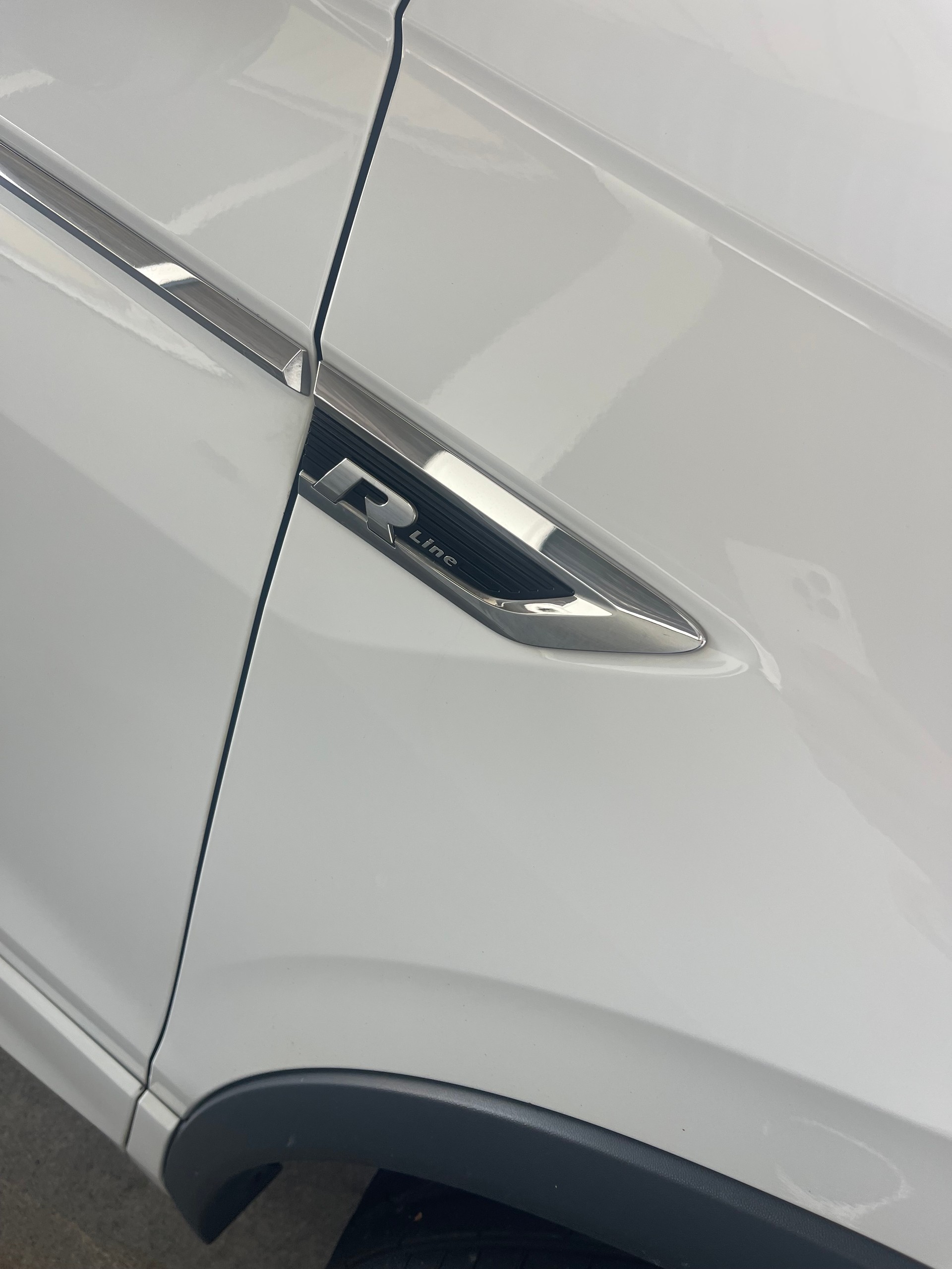 VW Tiguan Allspace 2.0 TDI SCR Highline 4Motion DSG-image-4