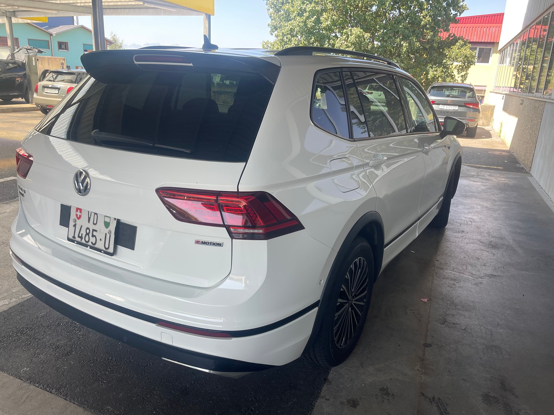 VW Tiguan Allspace 2.0 TDI SCR Highline 4Motion DSG-image-2