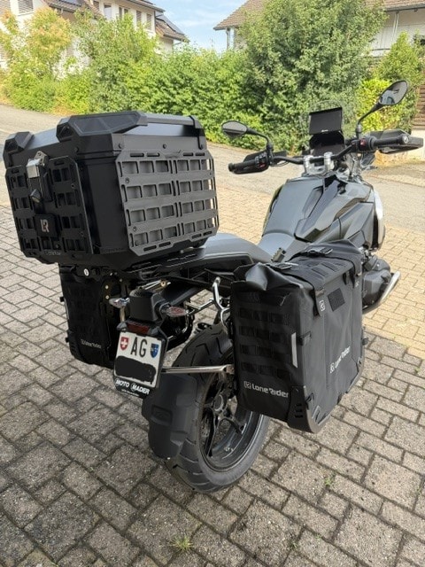 BMW R 1300 GS-image-1