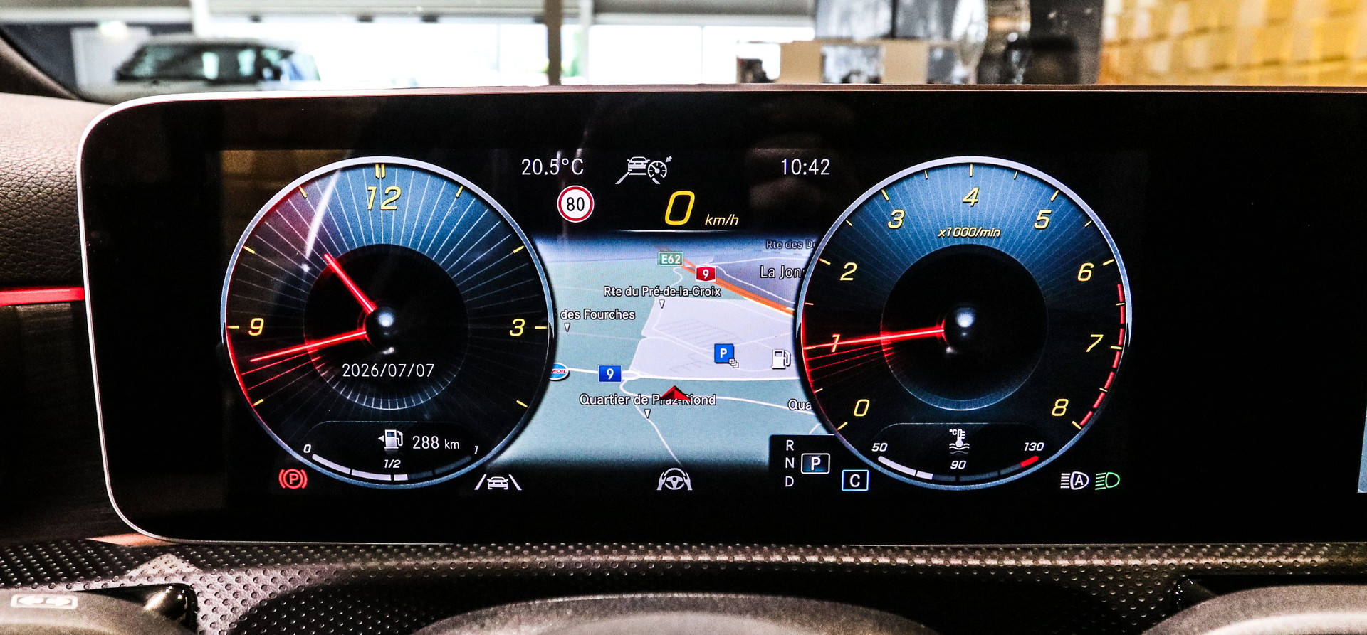 MERCEDES-BENZ A 250 AMG Line 7G-DCT-image-14