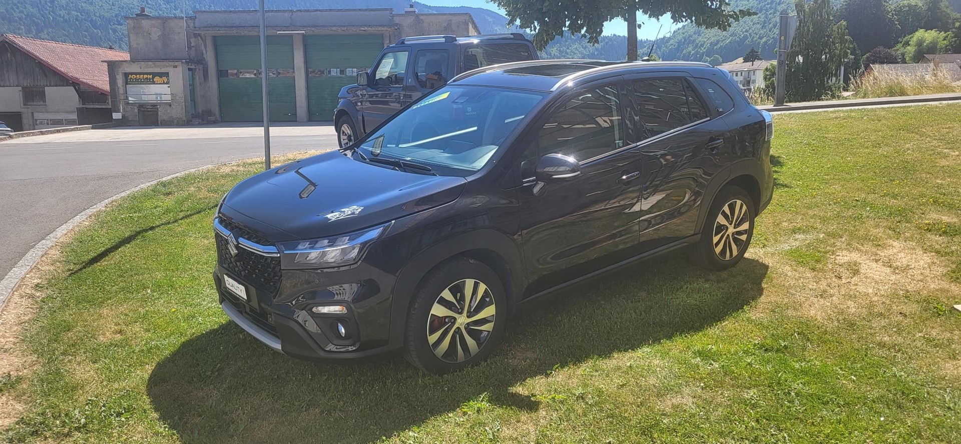 SUZUKI SX4 S-Cross 1.4 16V Compact Top Hybrid 4WD Automatic-image-1