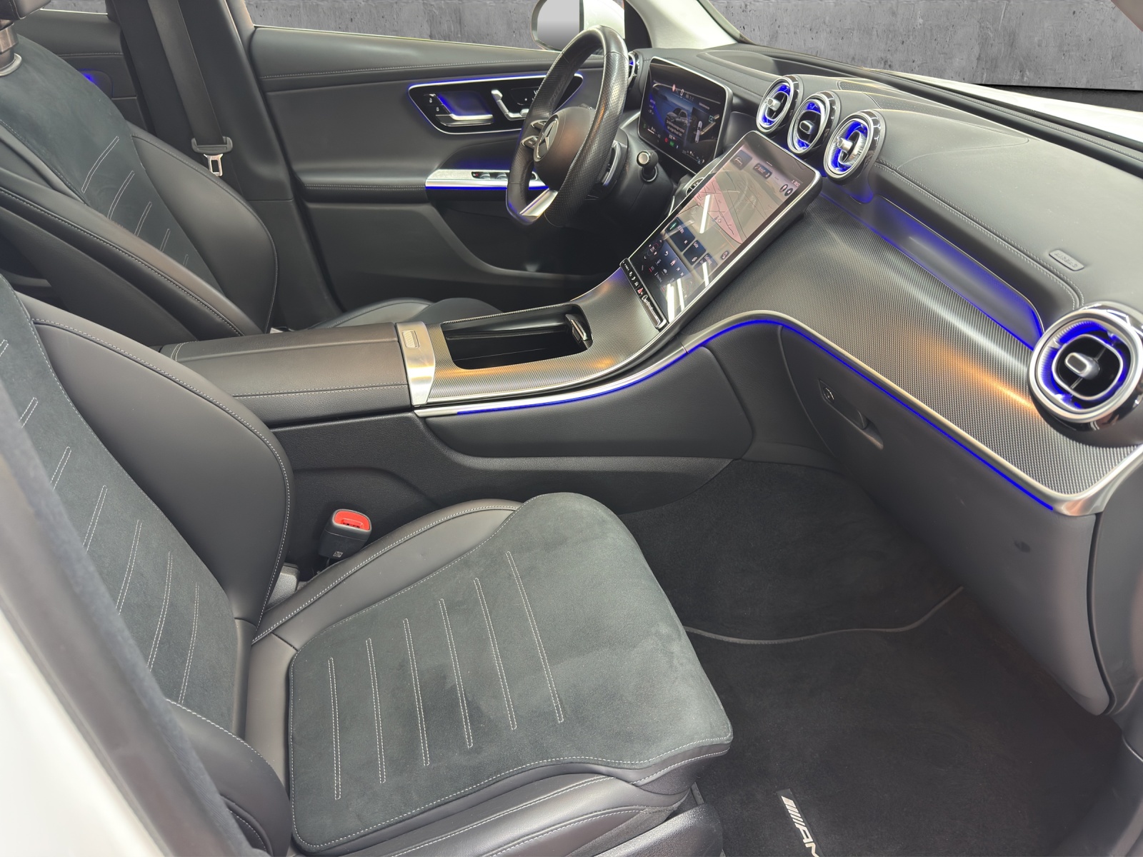 MERCEDES-BENZ GLC 300 e 4Matic 9G-Tronic-image-7