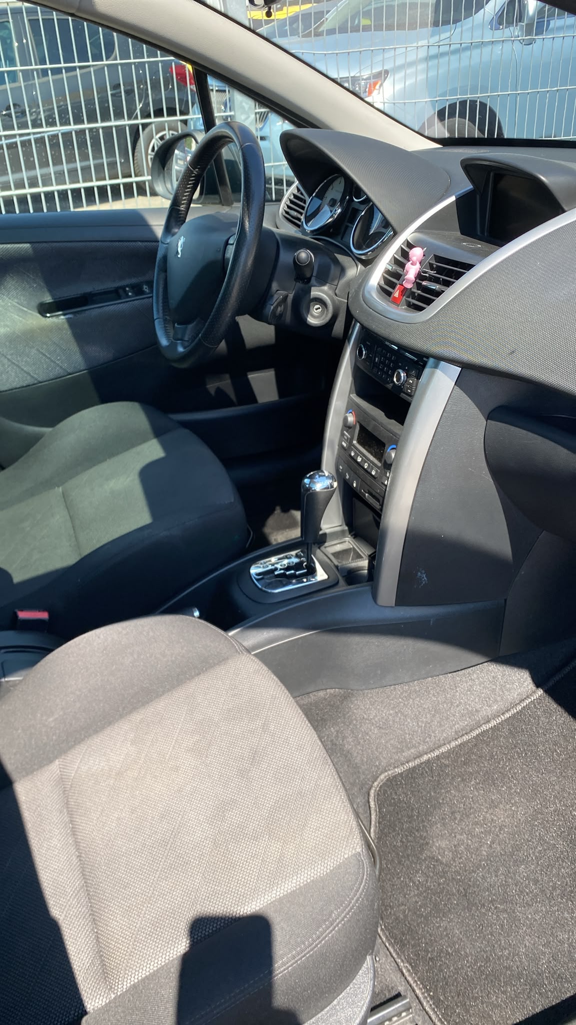 PEUGEOT 207 SW 1.6 16V Sport Automatic-image-9