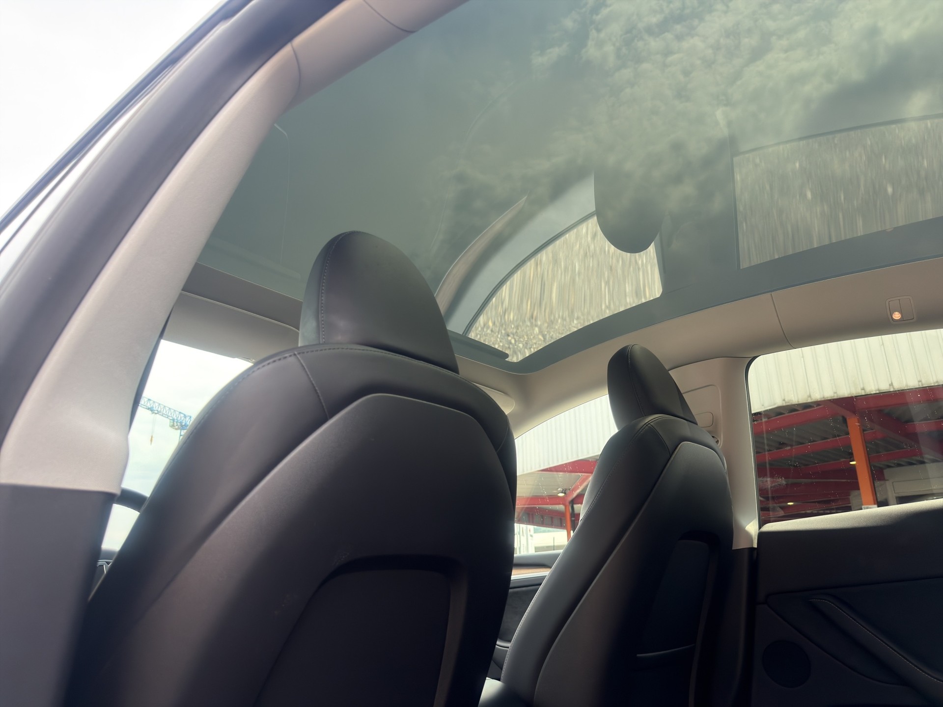TESLA Model Y Performance D Anhängerkupplung SOC 94.2-image-52