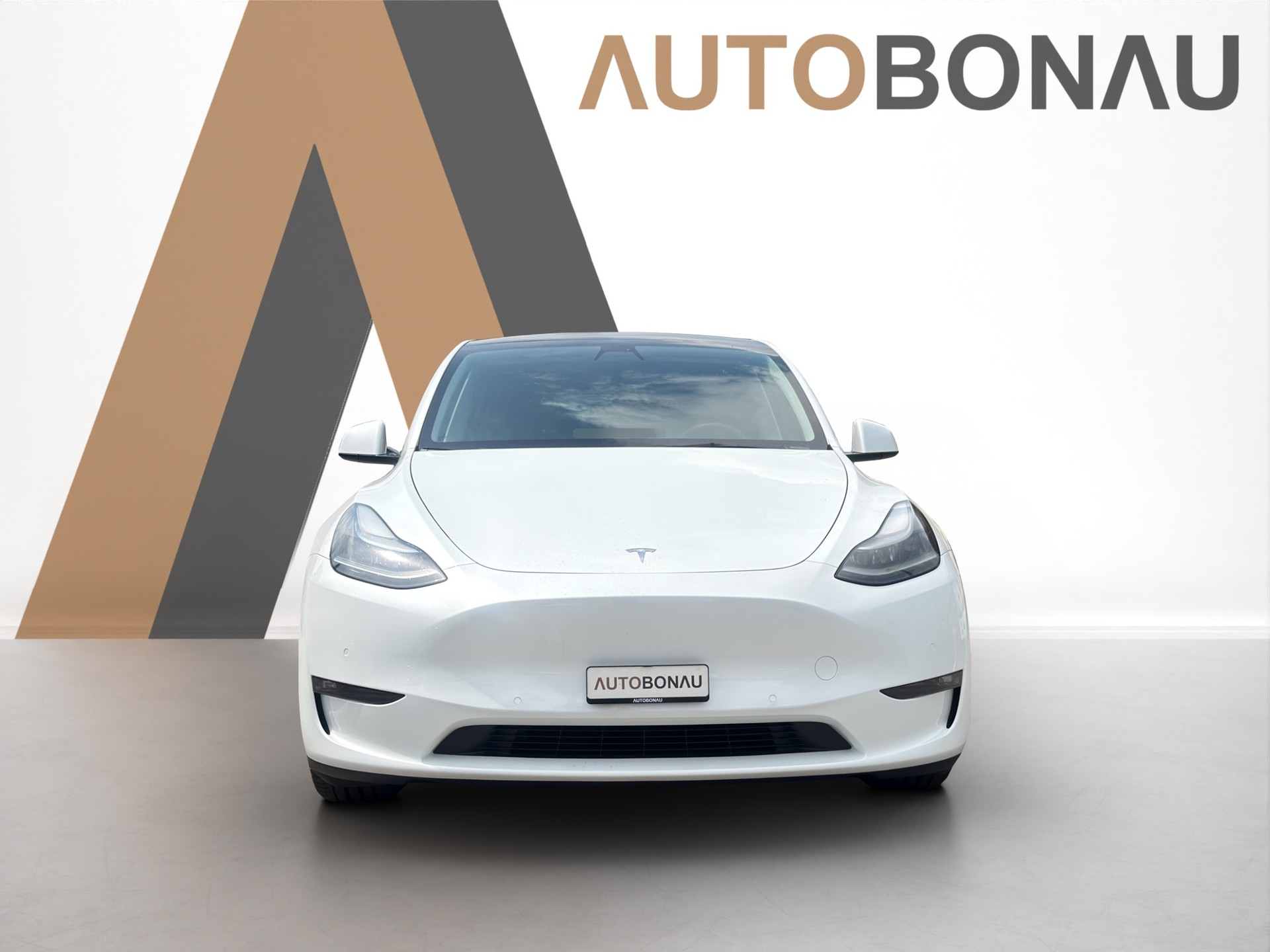 TESLA Model Y Performance D Anhängerkupplung SOC 94.2-image-8