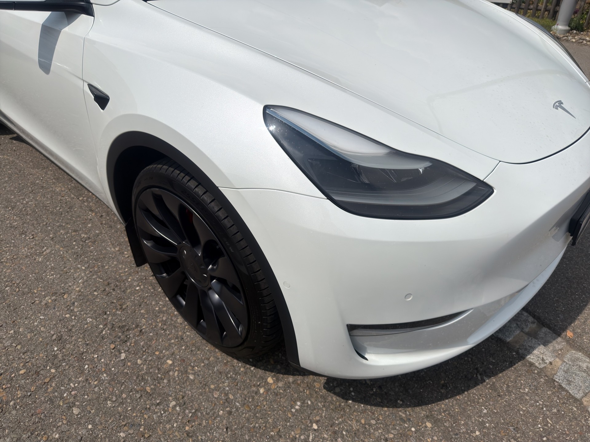 TESLA Model Y Performance D Anhängerkupplung SOC 94.2-image-49