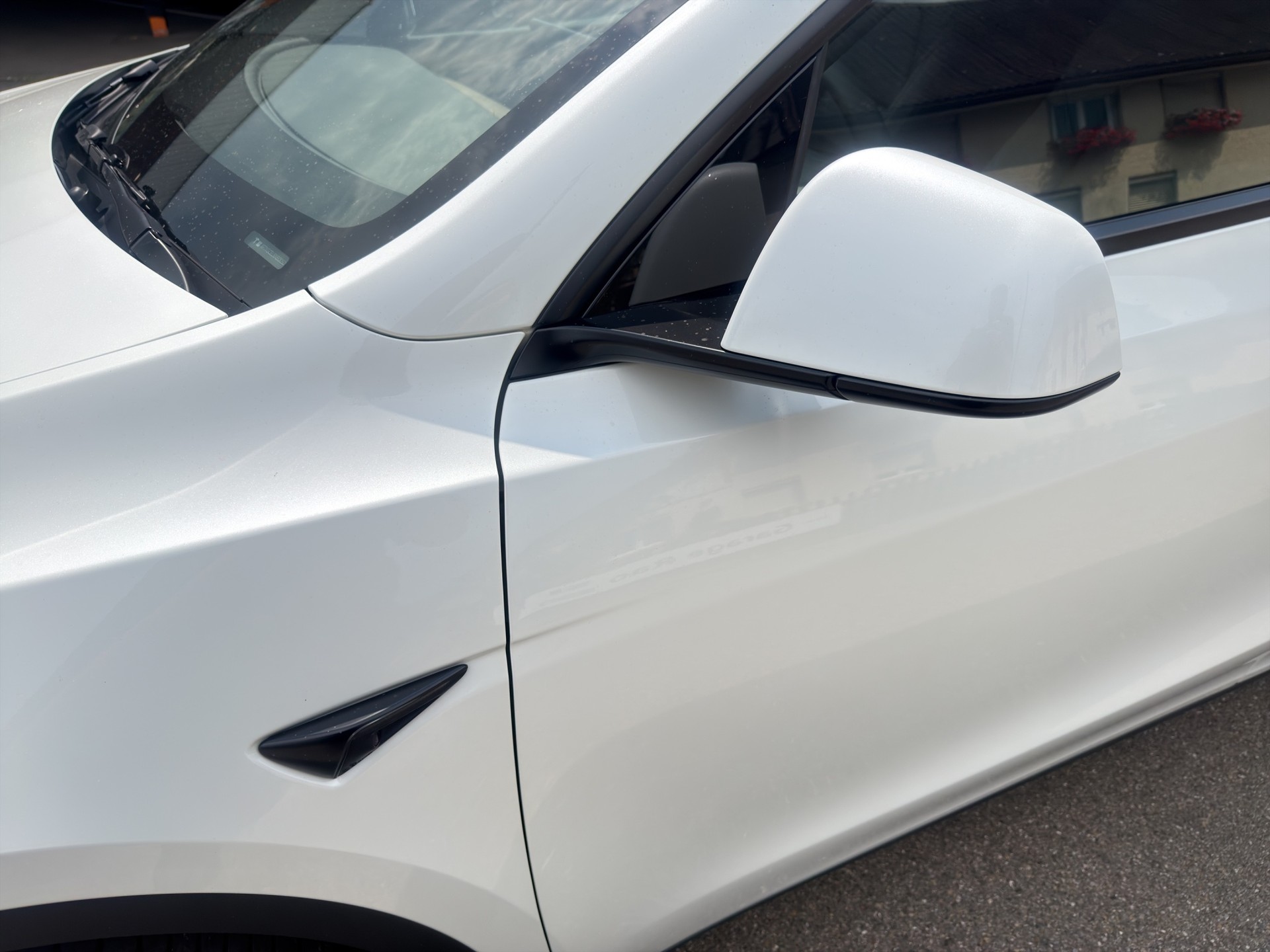 TESLA Model Y Performance D Anhängerkupplung SOC 94.2-image-42