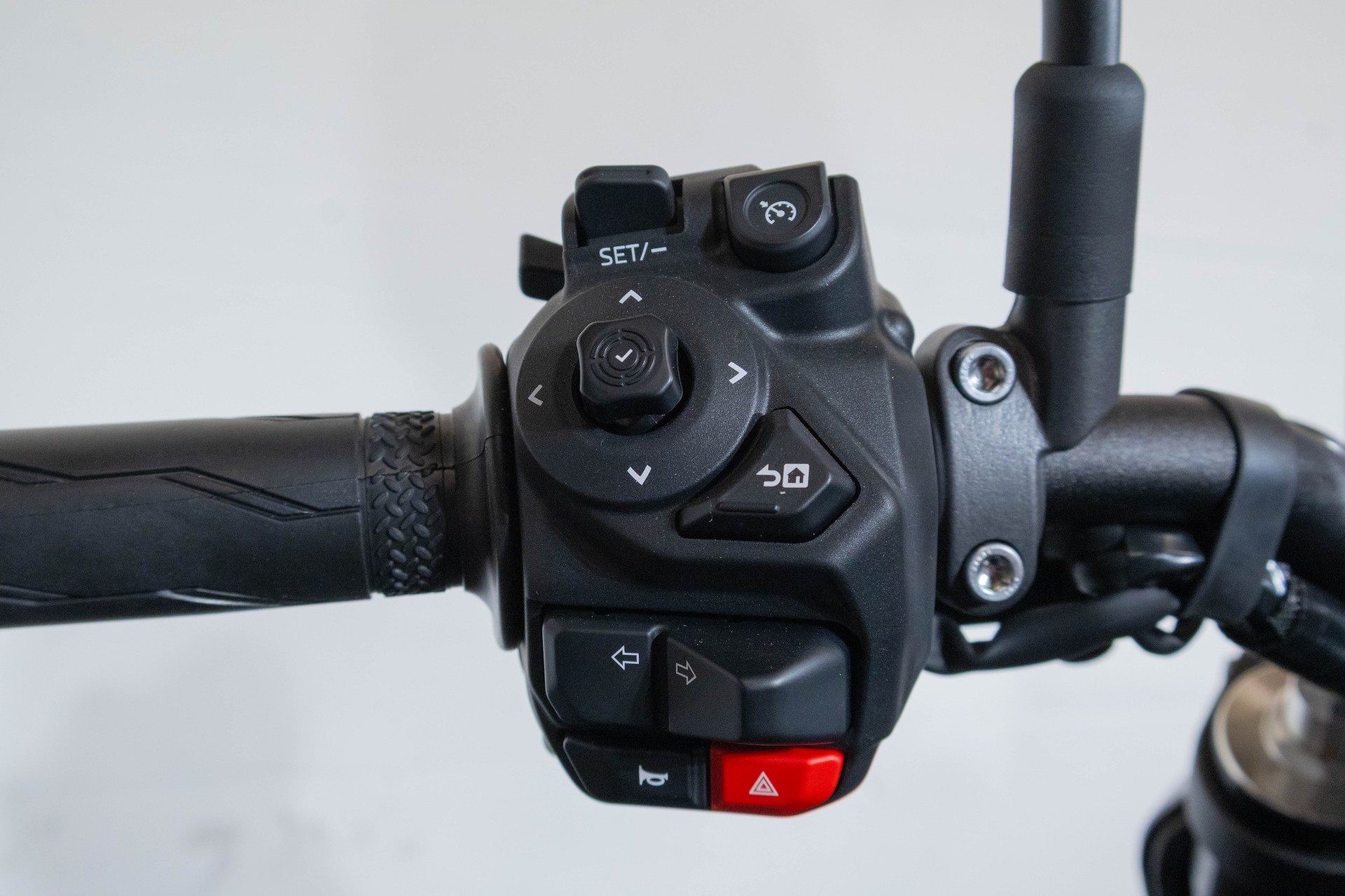 YAMAHA MT-09-image-15