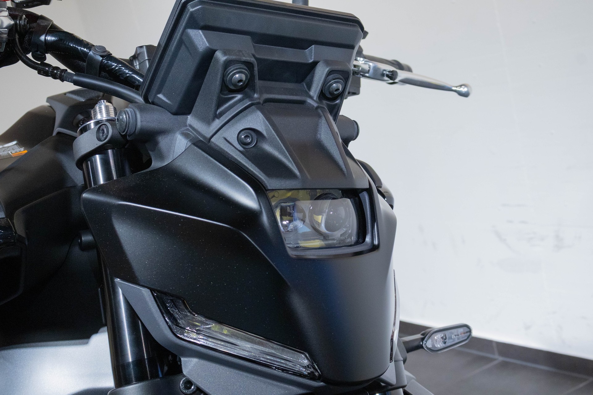 YAMAHA MT-09-image-10