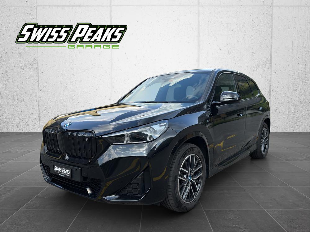 BMW iX1 xDrive 30 M Sport