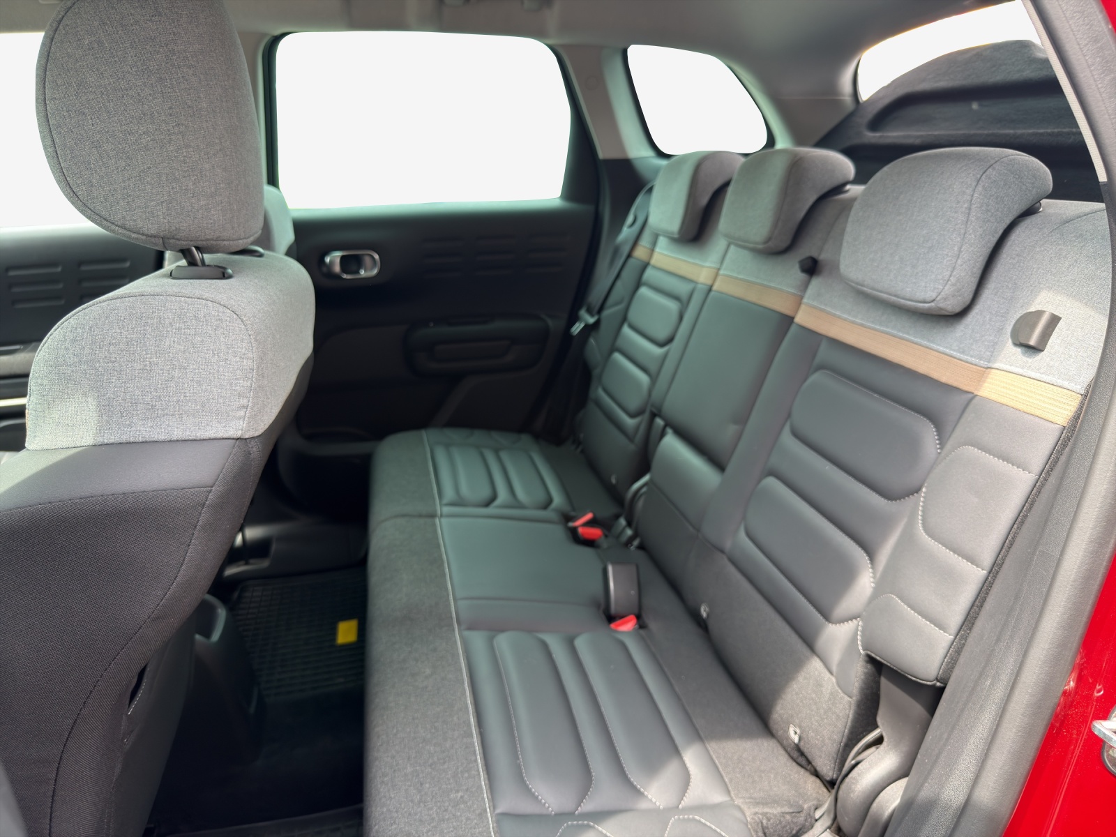 CITROEN C3 Aircross 1.2i PureTech Swiss Edition+ EAT6-image-11