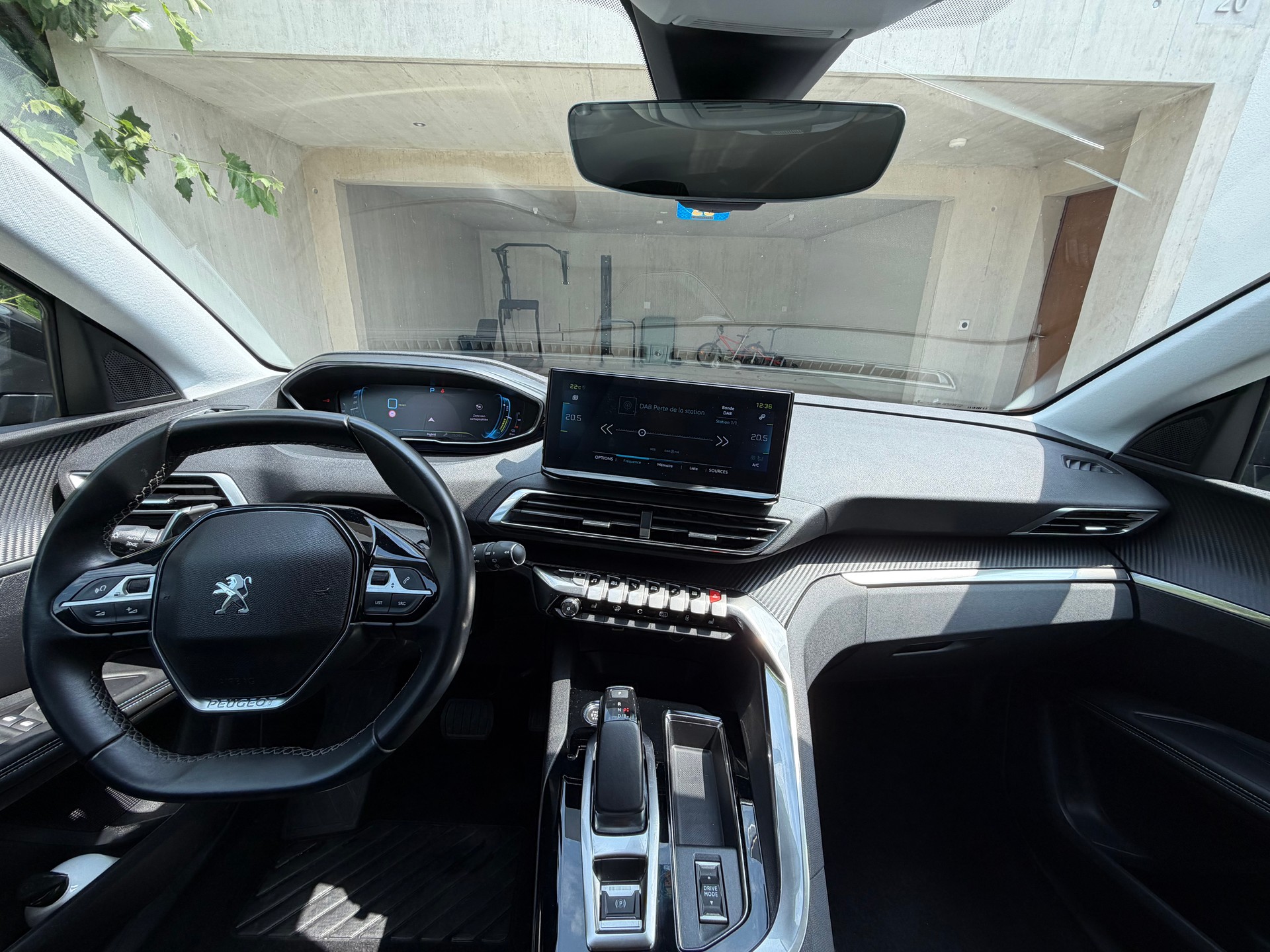 PEUGEOT 3008-image-4
