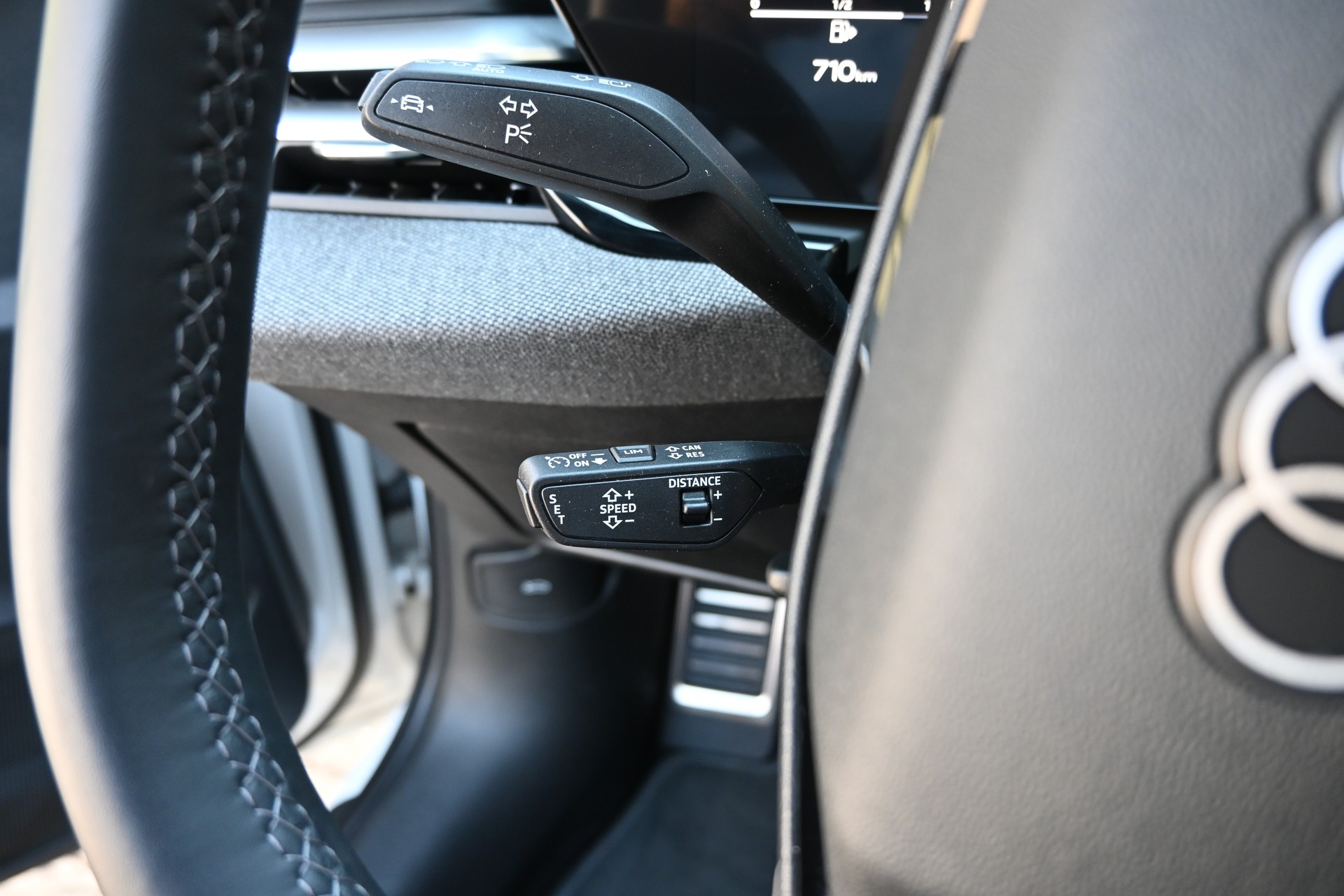 AUDI A5 Avant 40 TFSI S Line Plus S tronic 204PS + Werksgarantie 05.2027-image-17