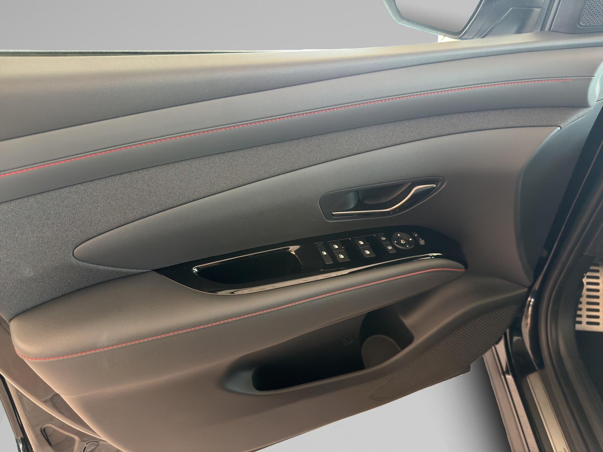 HYUNDAI Tucson 1.6 T-GDi N-Line 4WD-image-17