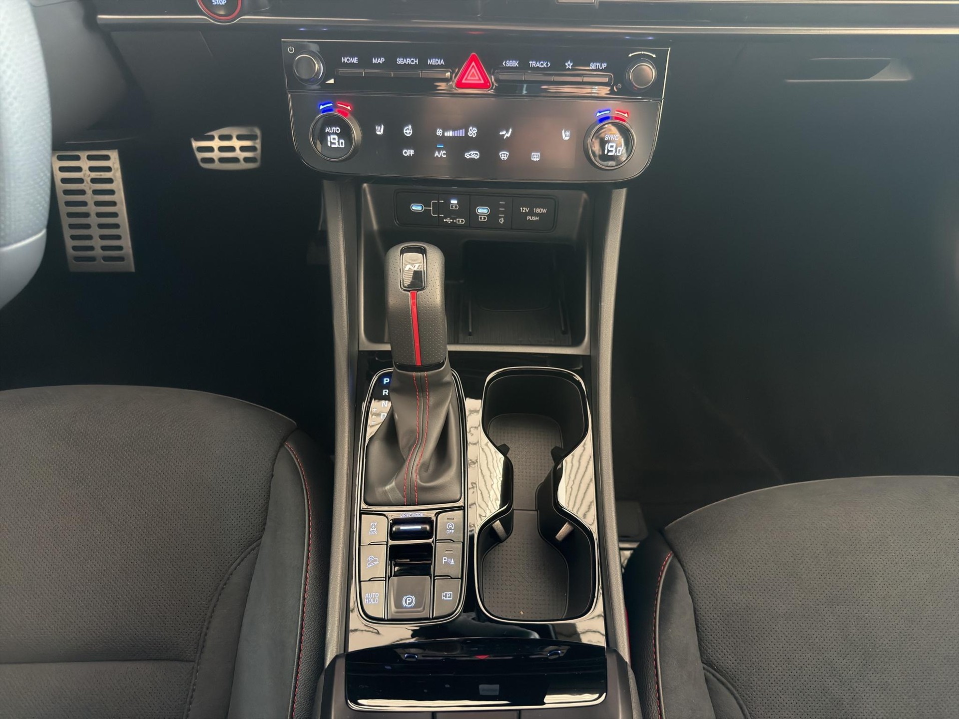 HYUNDAI Tucson 1.6 T-GDi N-Line 4WD-image-15