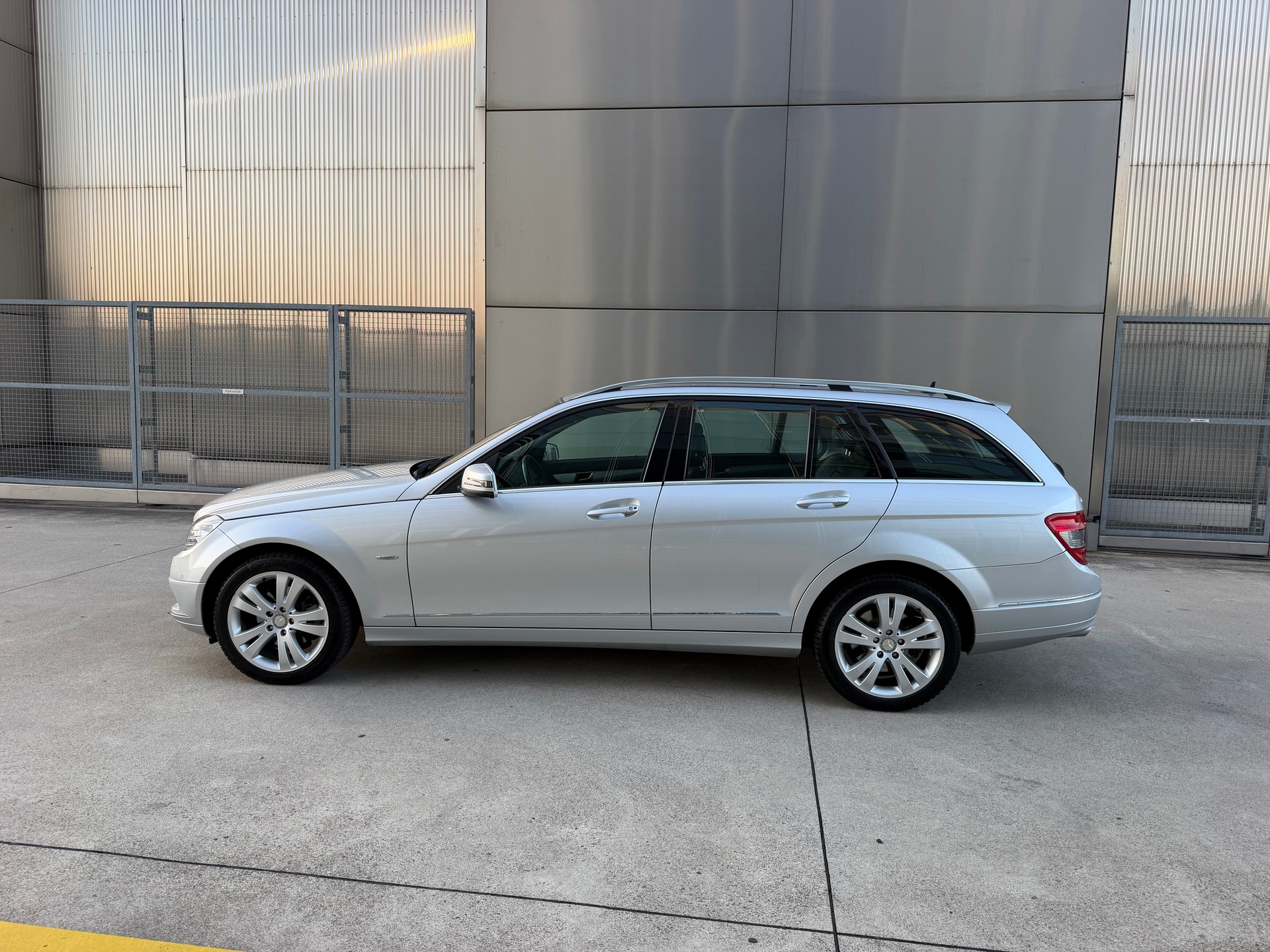 MERCEDES-BENZ C 200 Kompressor Avantgarde Automatic-showroom-element-1
