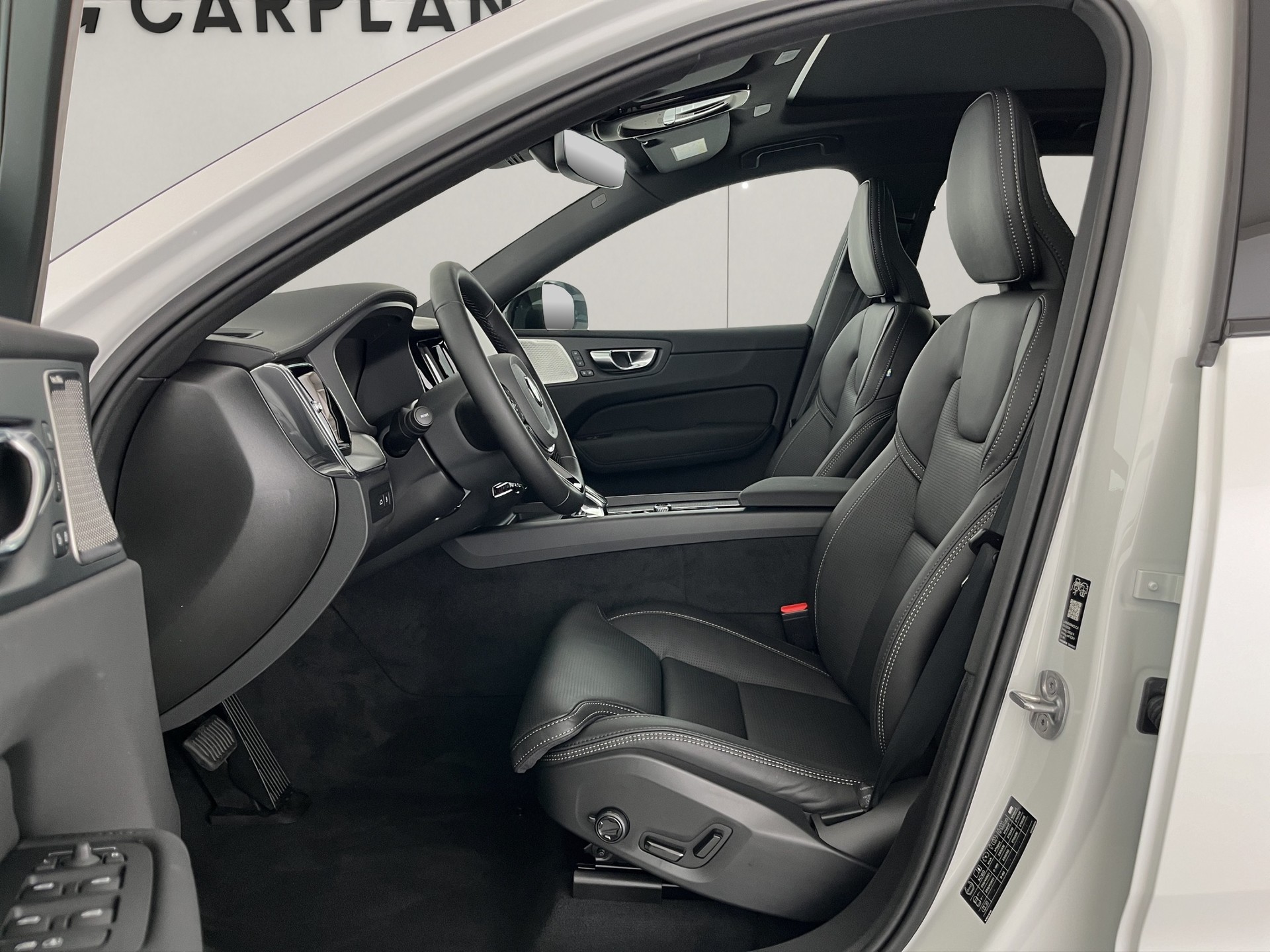 VOLVO XC60 2.0 T8 TE Black Edition eAWD-image-7