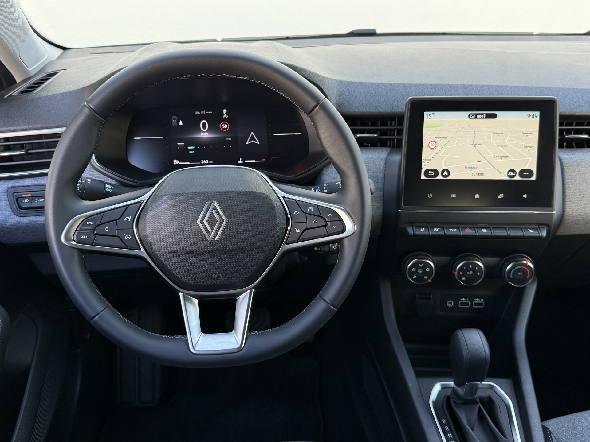 RENAULT Clio 1.0 Evolution X-Tronic / Werksgarantie-image-21