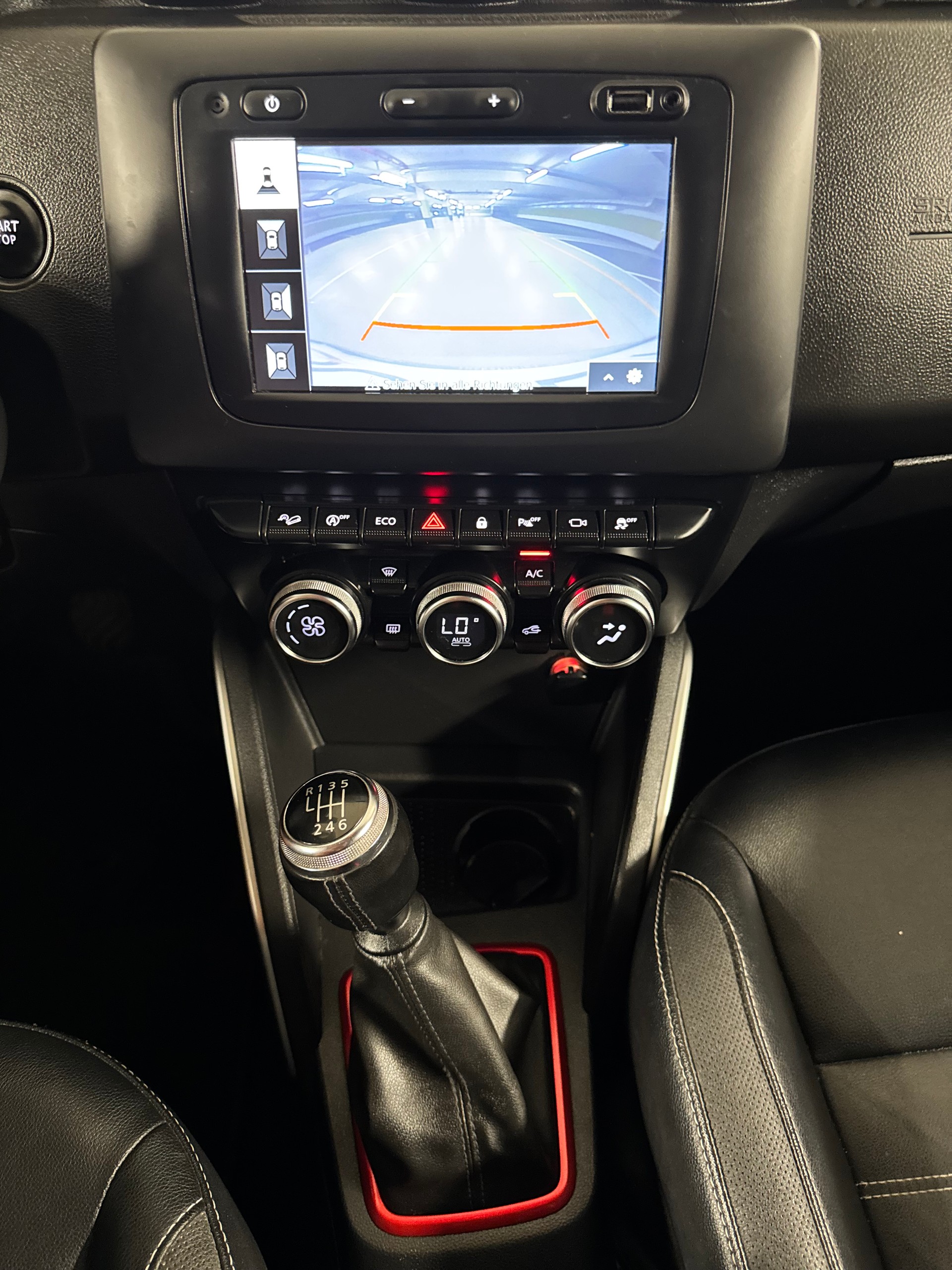 DACIA Duster TCe 150 Prestige 4x4-image-12