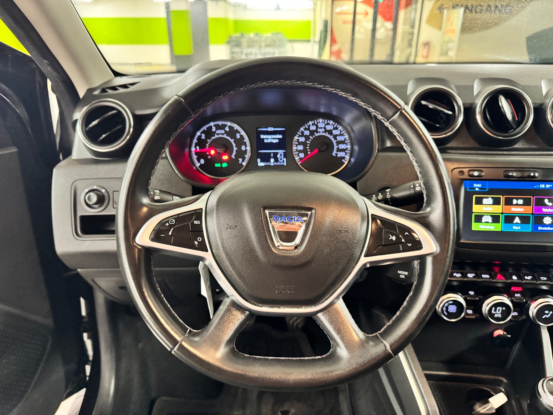 DACIA Duster TCe 150 Prestige 4x4-image-11