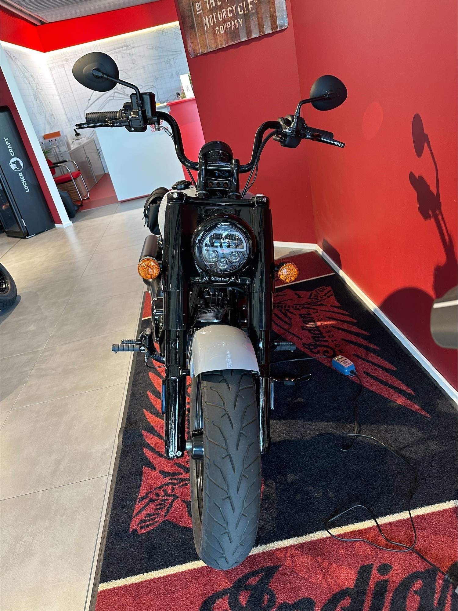 INDIAN Chief Bobber-image-2