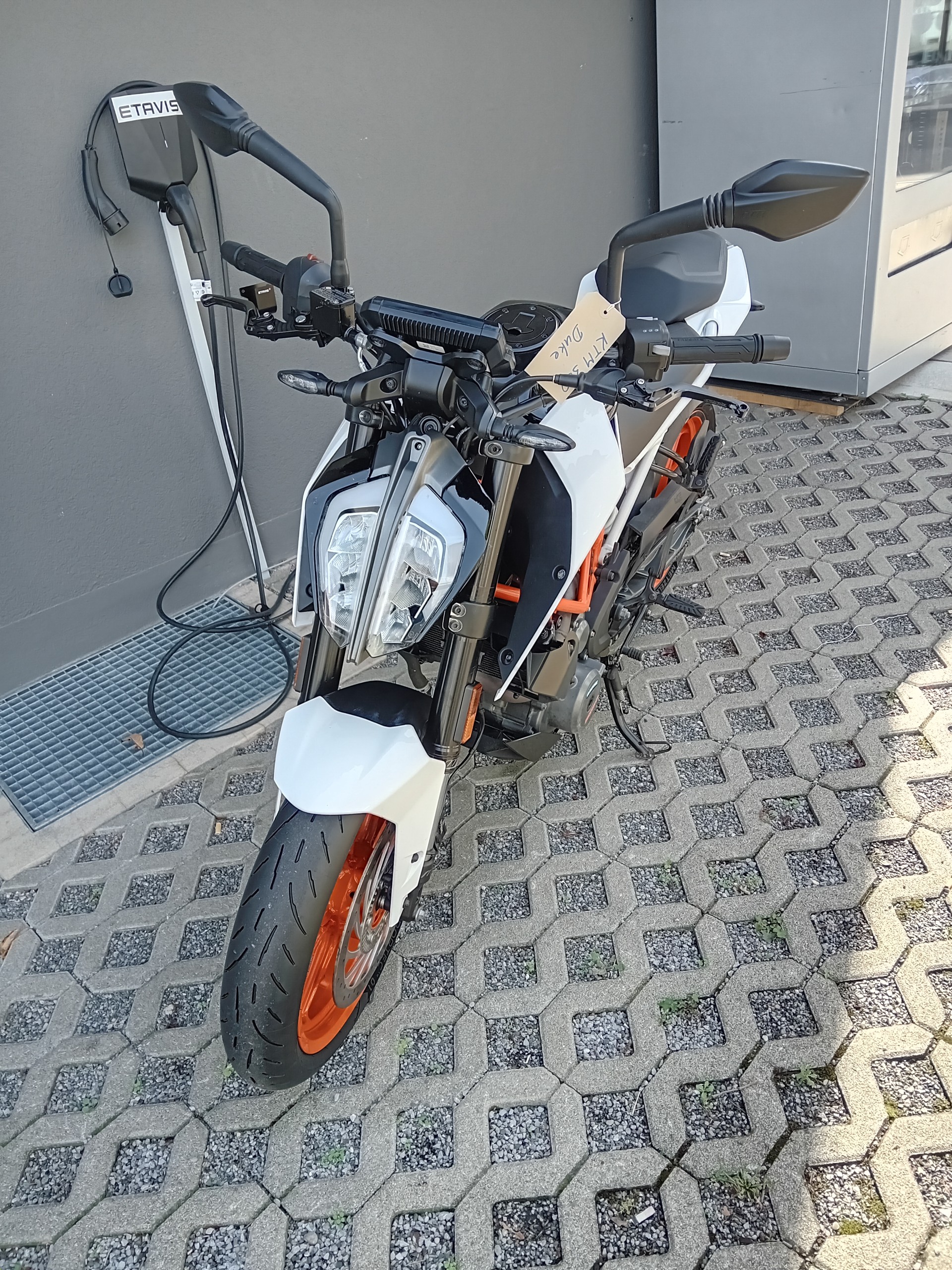 KTM 390 Duke ABS-image-2