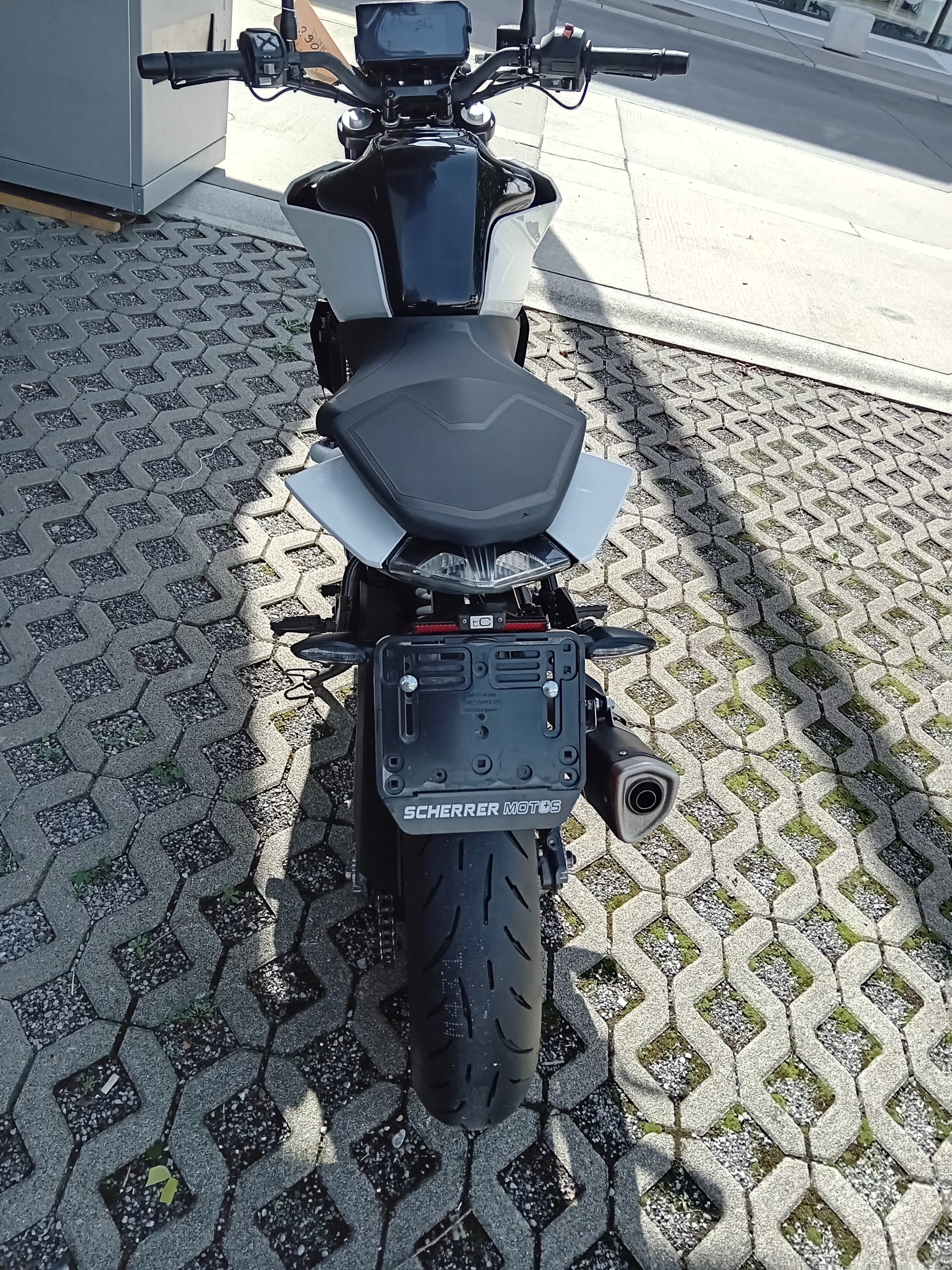 KTM 390 Duke ABS-image-3