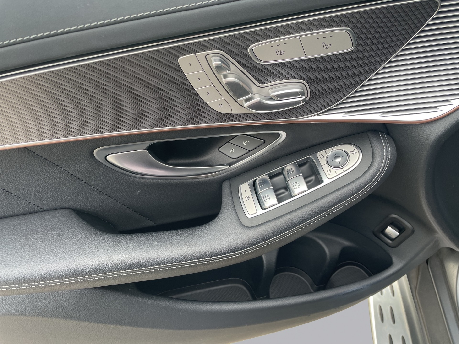 MERCEDES-BENZ EQC N293 EQC 400 AMG Line 4matic-image-9