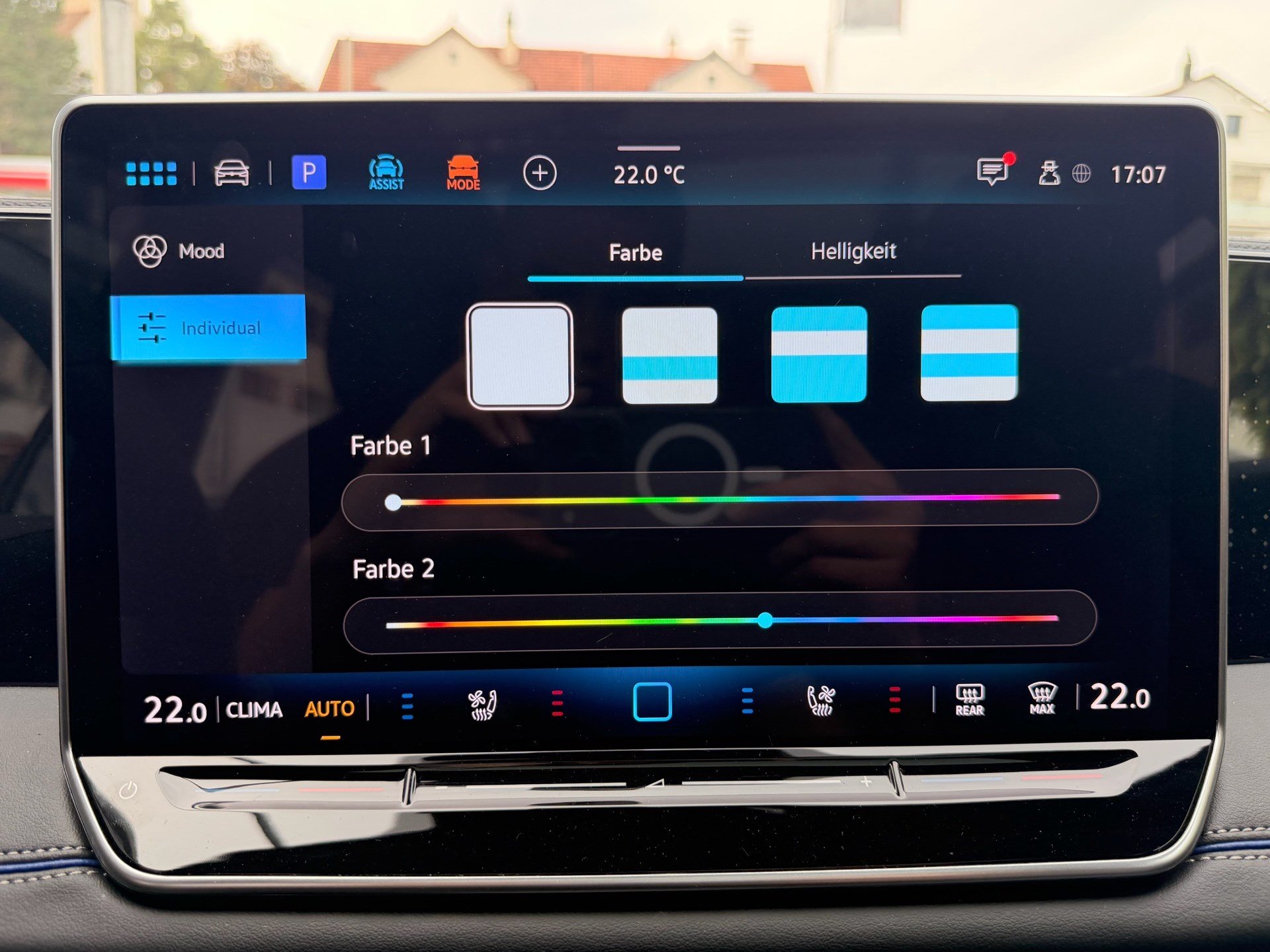 VW Tiguan 2.0 TSI 265PS 4Motion R-Line ***PANORAMADACH***-image-21