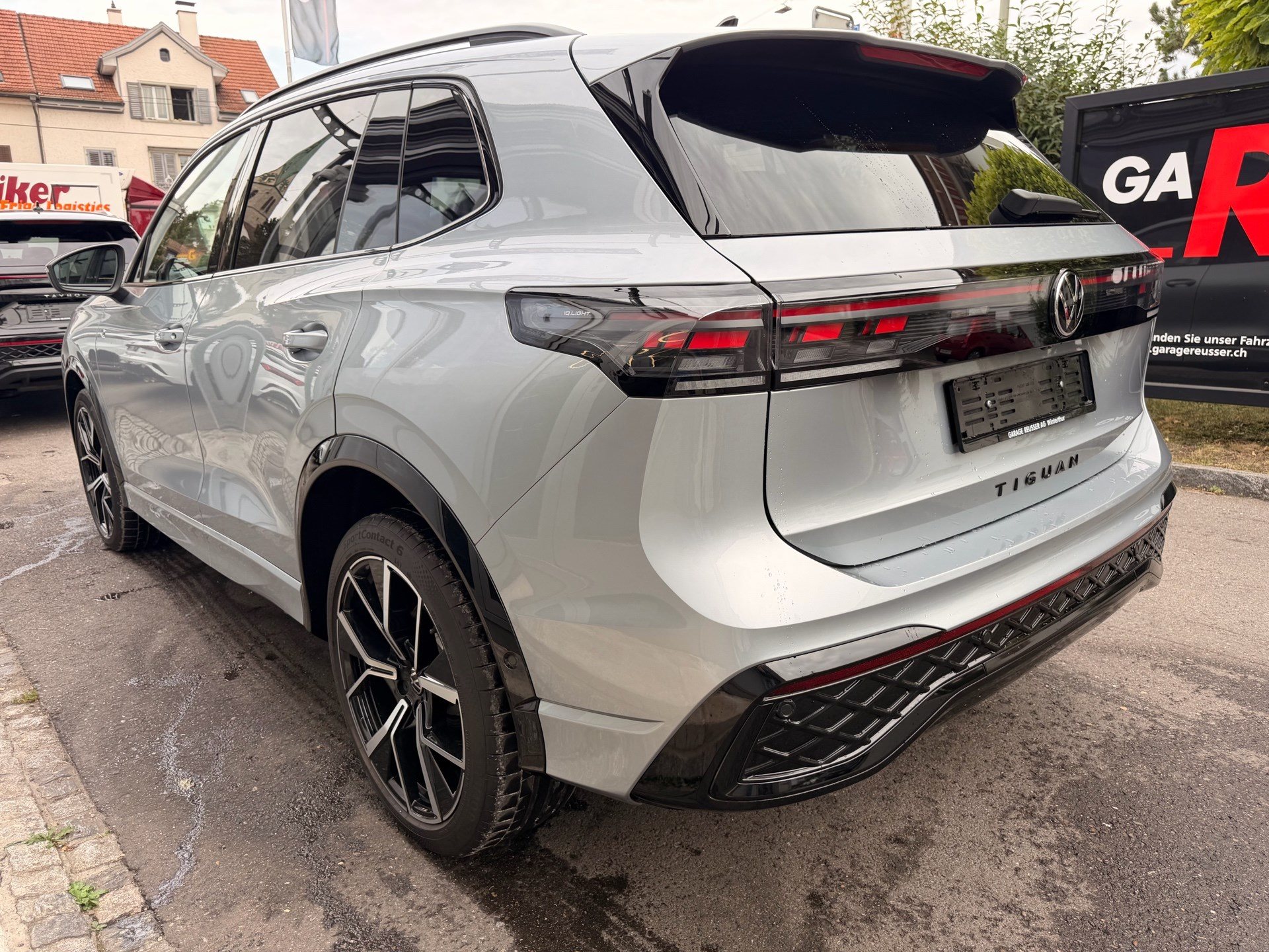 VW Tiguan 2.0 TSI 265PS 4Motion R-Line ***PANORAMADACH***-image-5