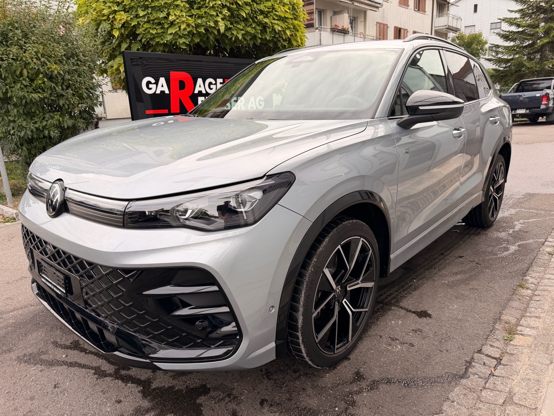 VW Tiguan 2.0 TSI 265PS 4Motion R-Line ***PANORAMADACH***